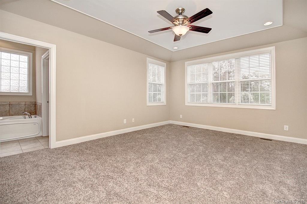 Stoneridge Lakes - Residential