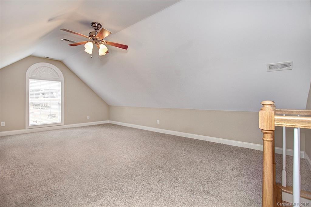 Stoneridge Lakes - Residential