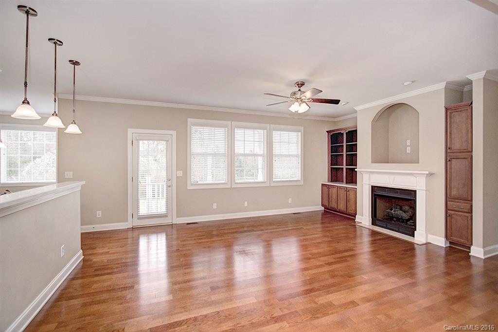 Stoneridge Lakes - Residential