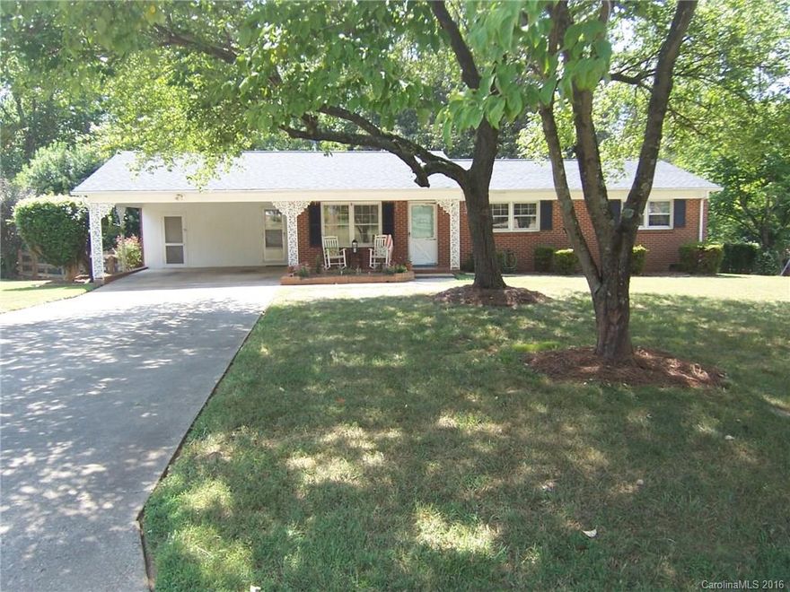 This immaculate 3 bedroom 2 bath home ranch style home features gleaming hardwoods, decorator colors, and numerous updates throughout. The covered front porch is perfect for a couple of rocking chairs. The spacious rear deck is designed for entertaining and grilling. The yard is nicely landscaped and the rear yard is fenced. There is a storage building in the rear yard. Home has newer roof.
