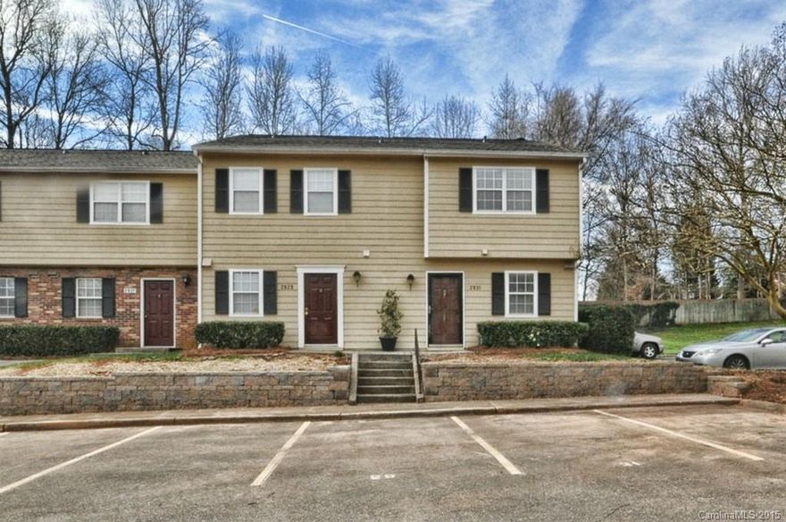 This 2 story end unit has new HVAC and extra large fenced in patio.  Gorgeous backspace, eat in kitchen and more!