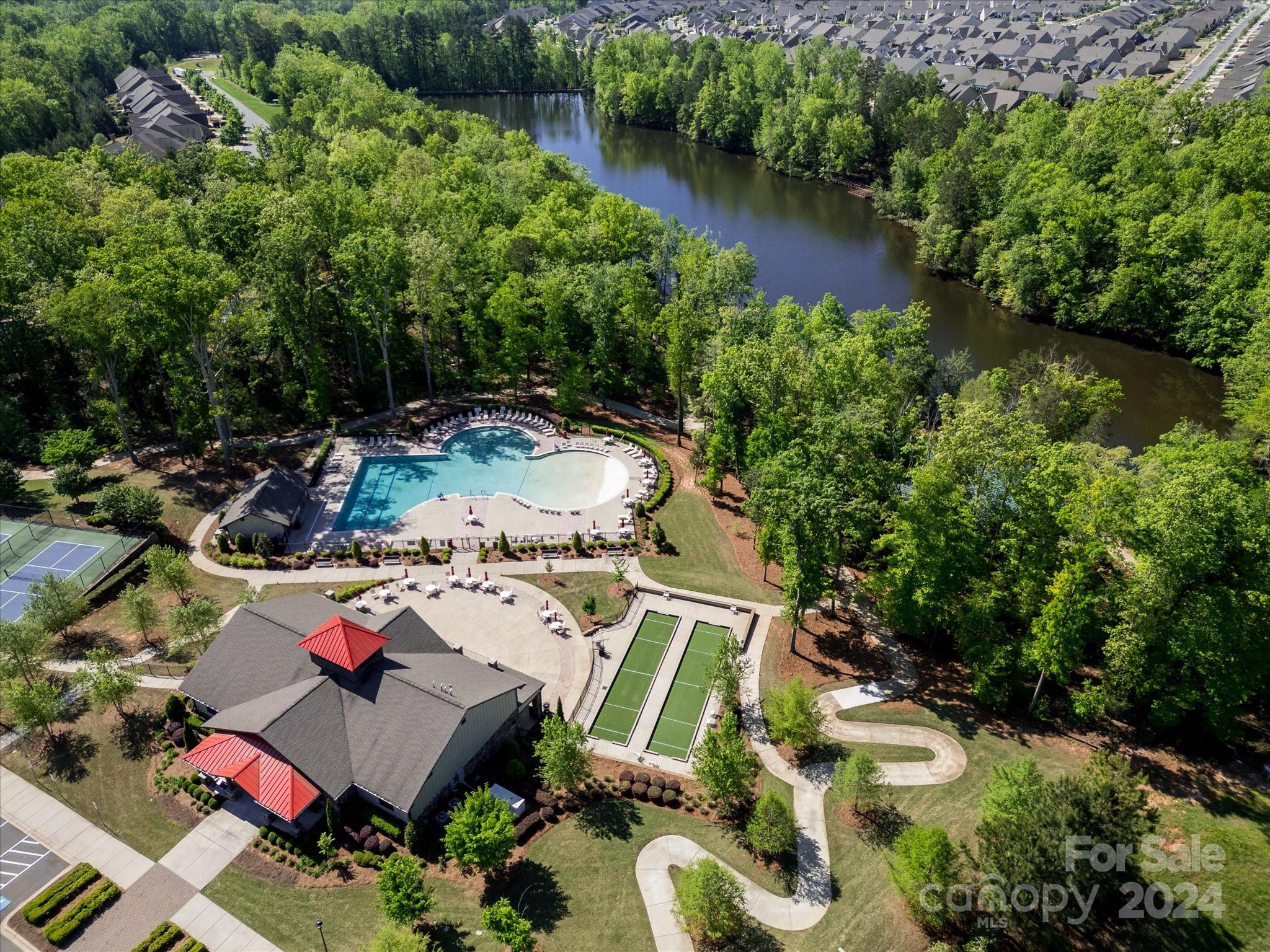 Tree tops - Residential