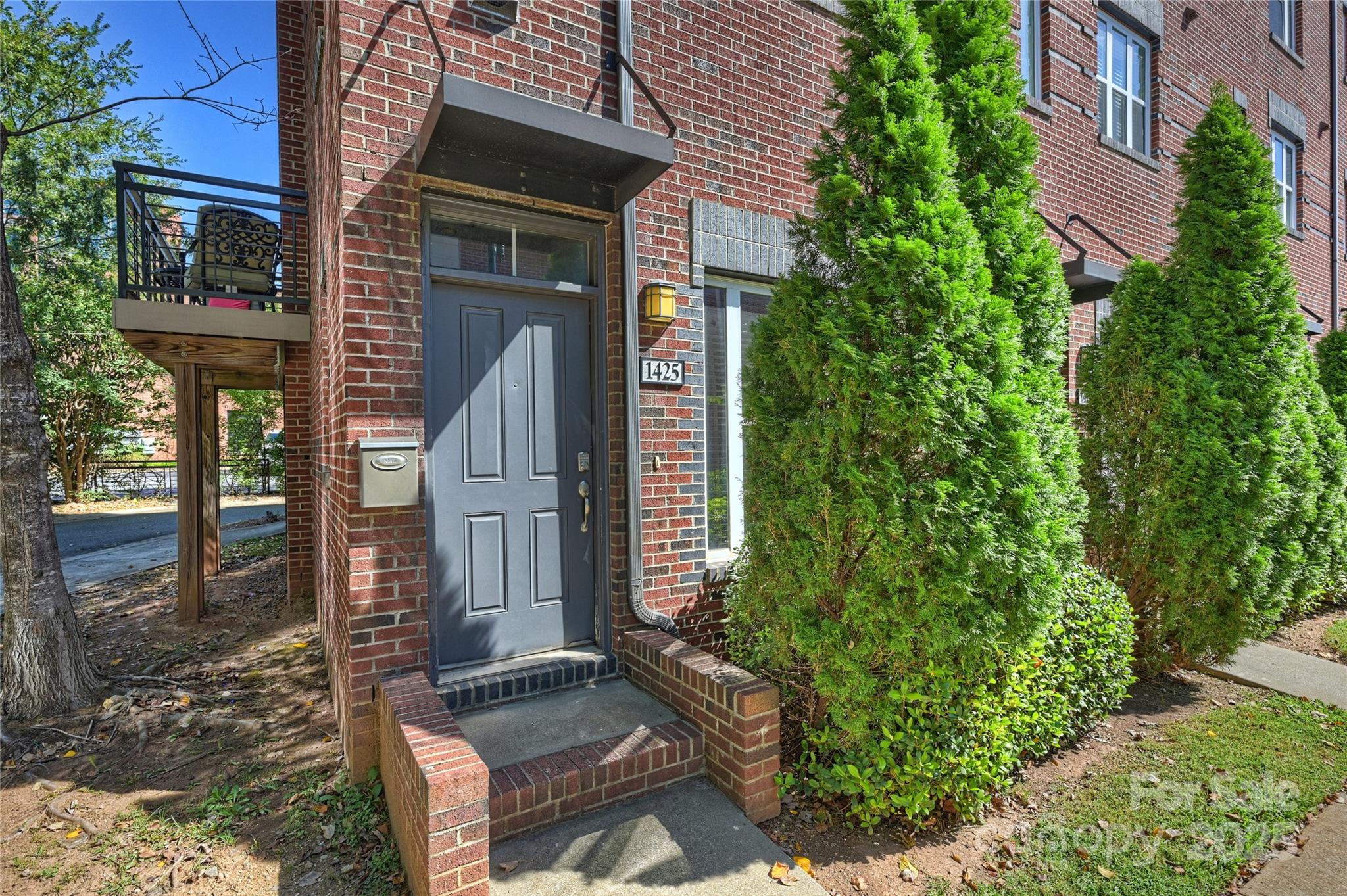 1425 Camden Road