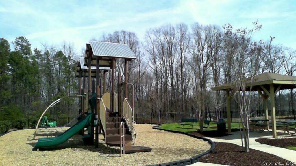 Davis Meadows - Residential