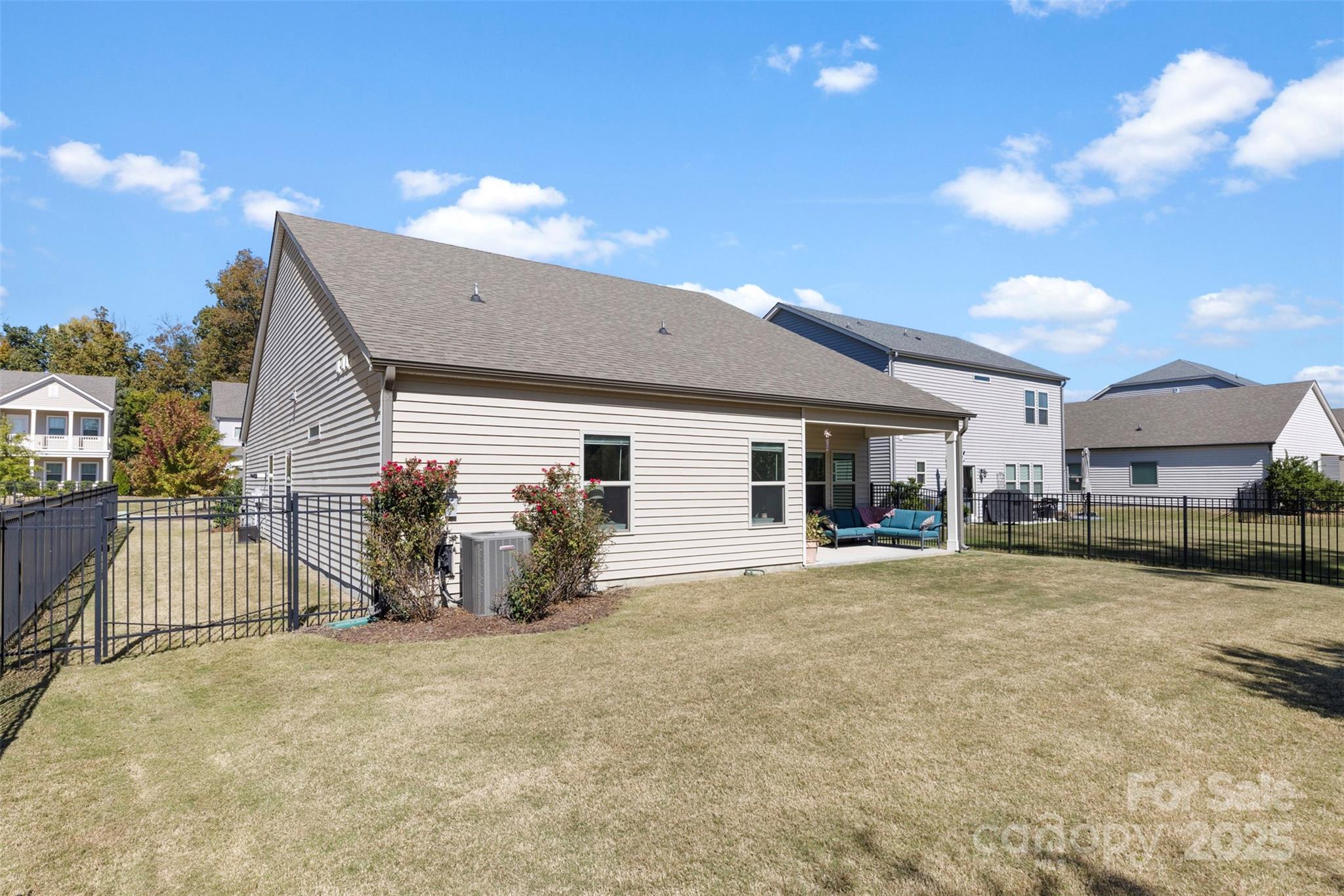 Haywyck Meadows - Residential