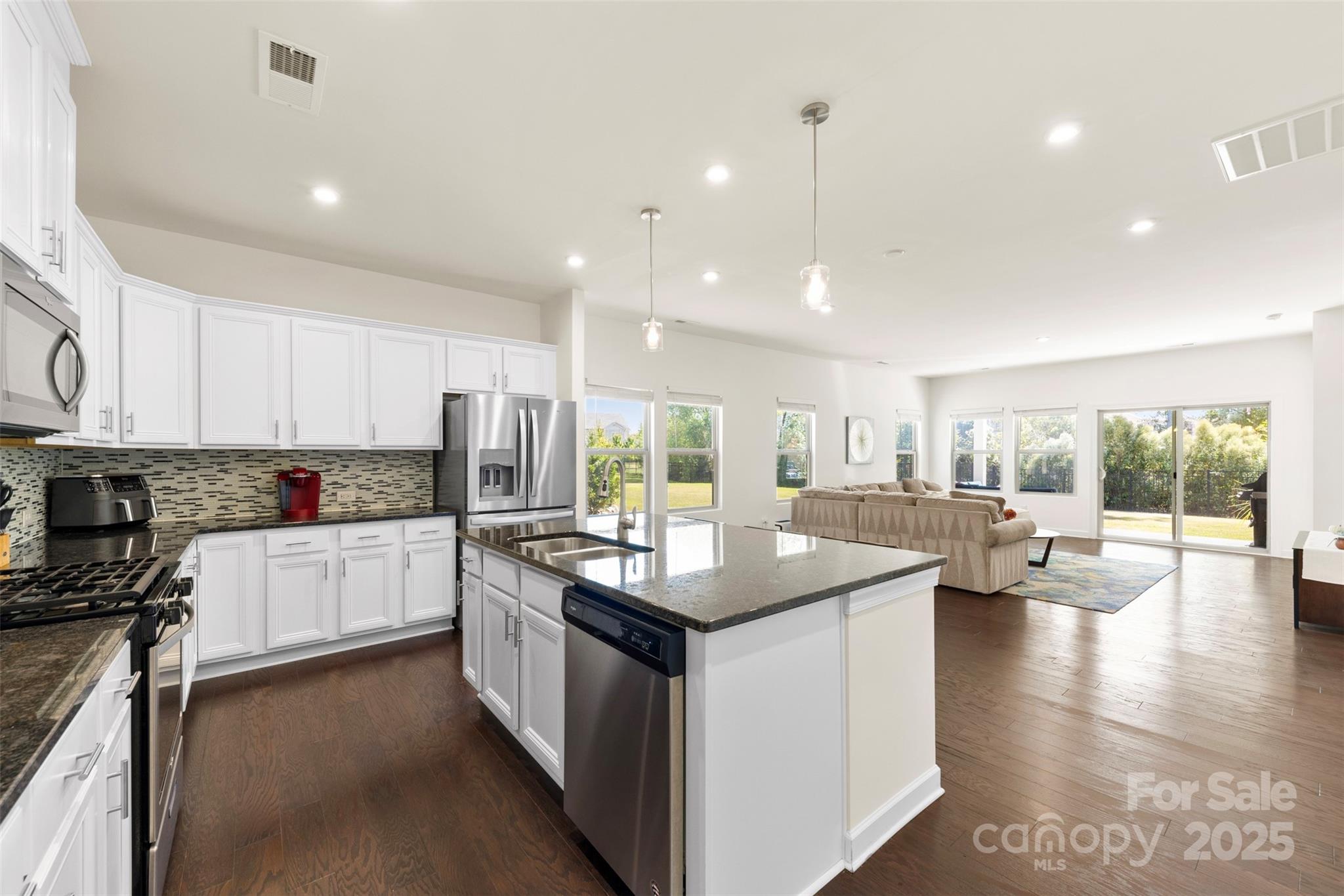 Haywyck Meadows - Residential