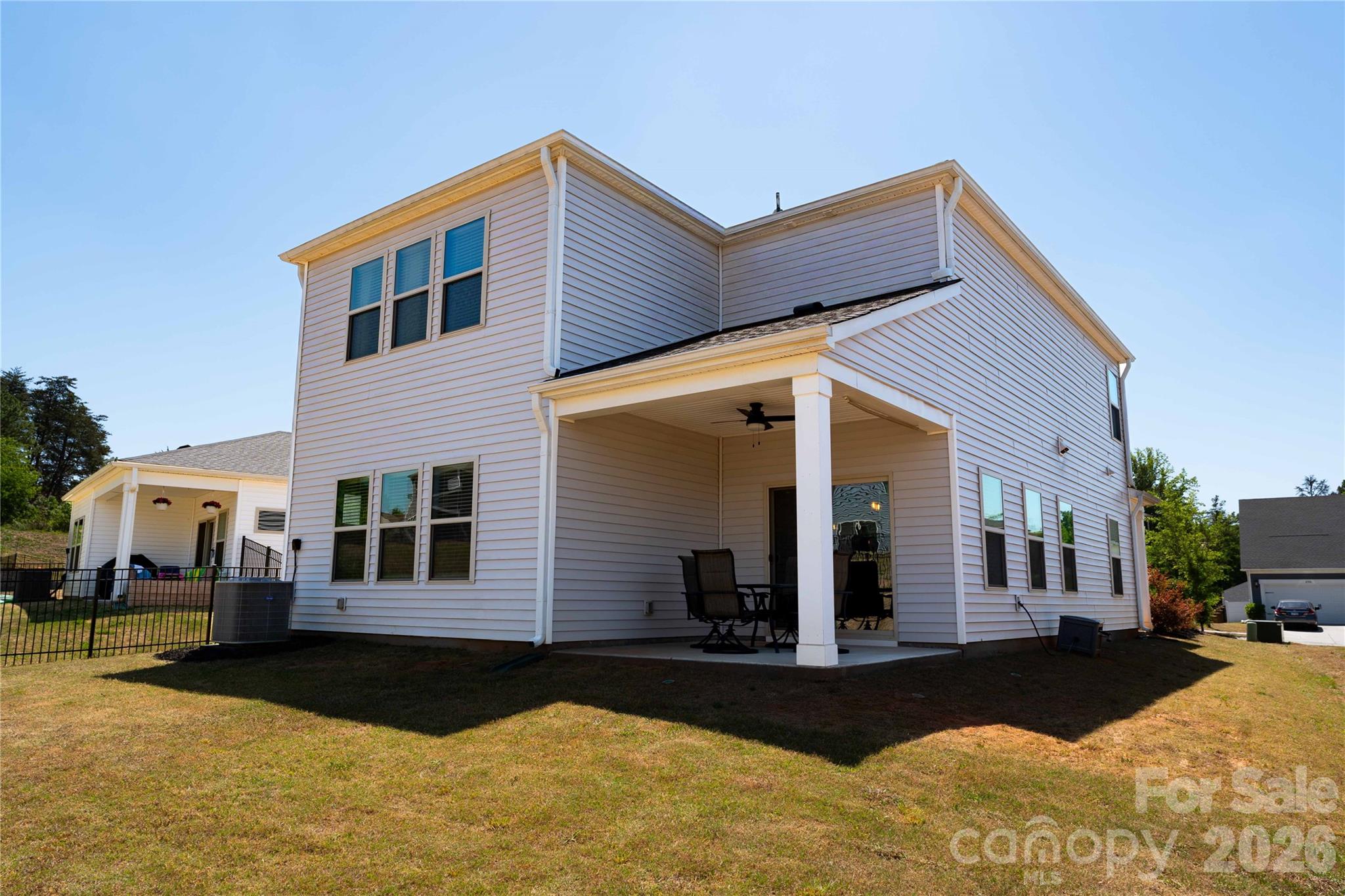 Larkhaven Hills - Residential