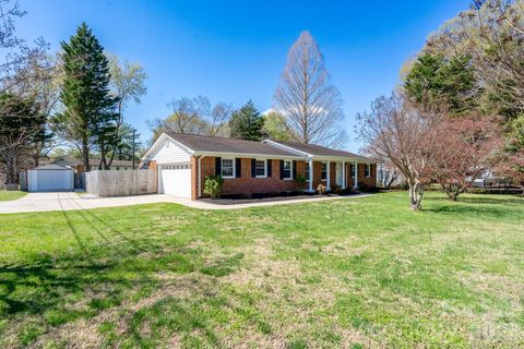 1885 N Enochville Avenue China Grove NC 28023