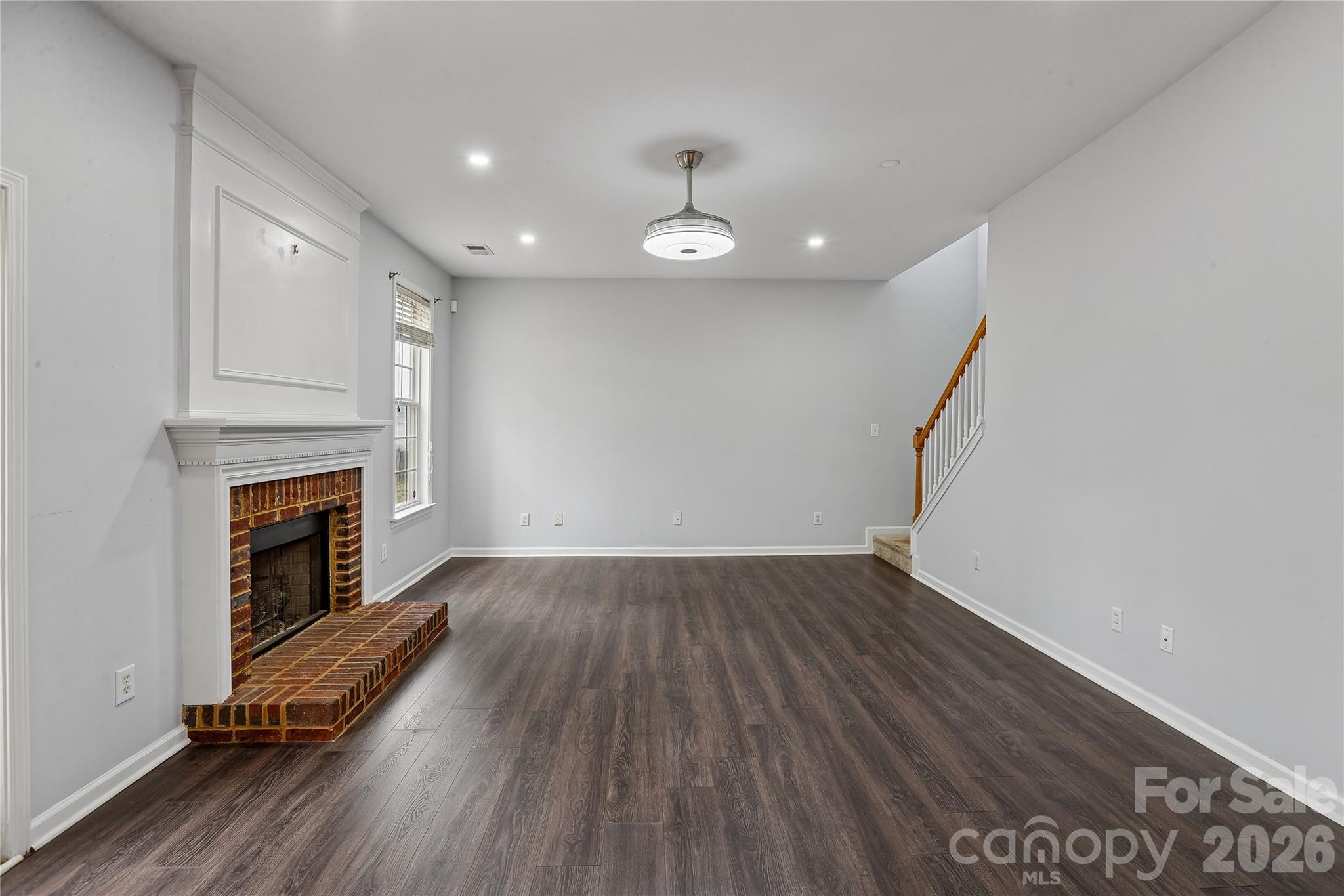 Fox Glen - Residential