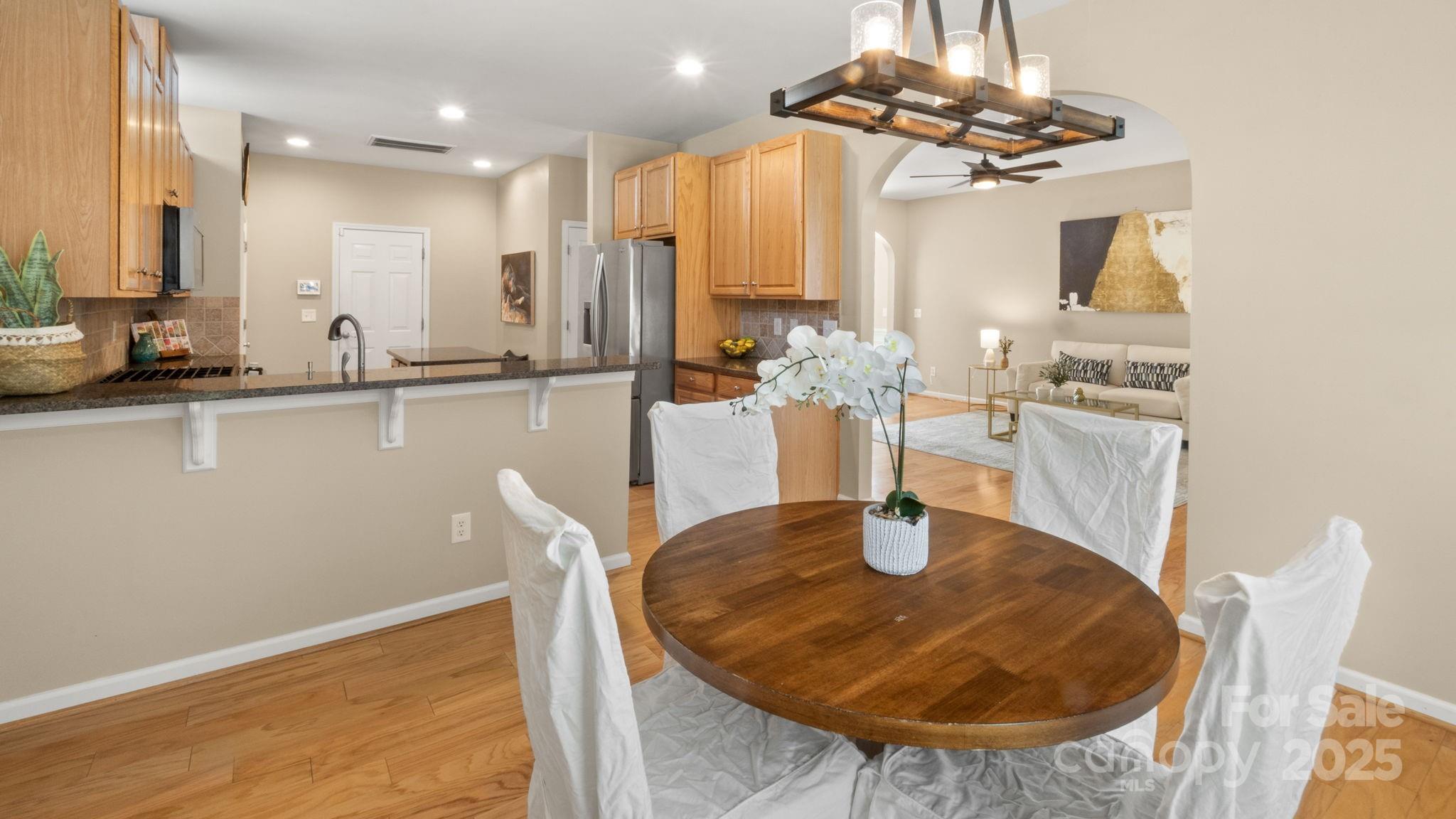 Ridge Pointe - Residential