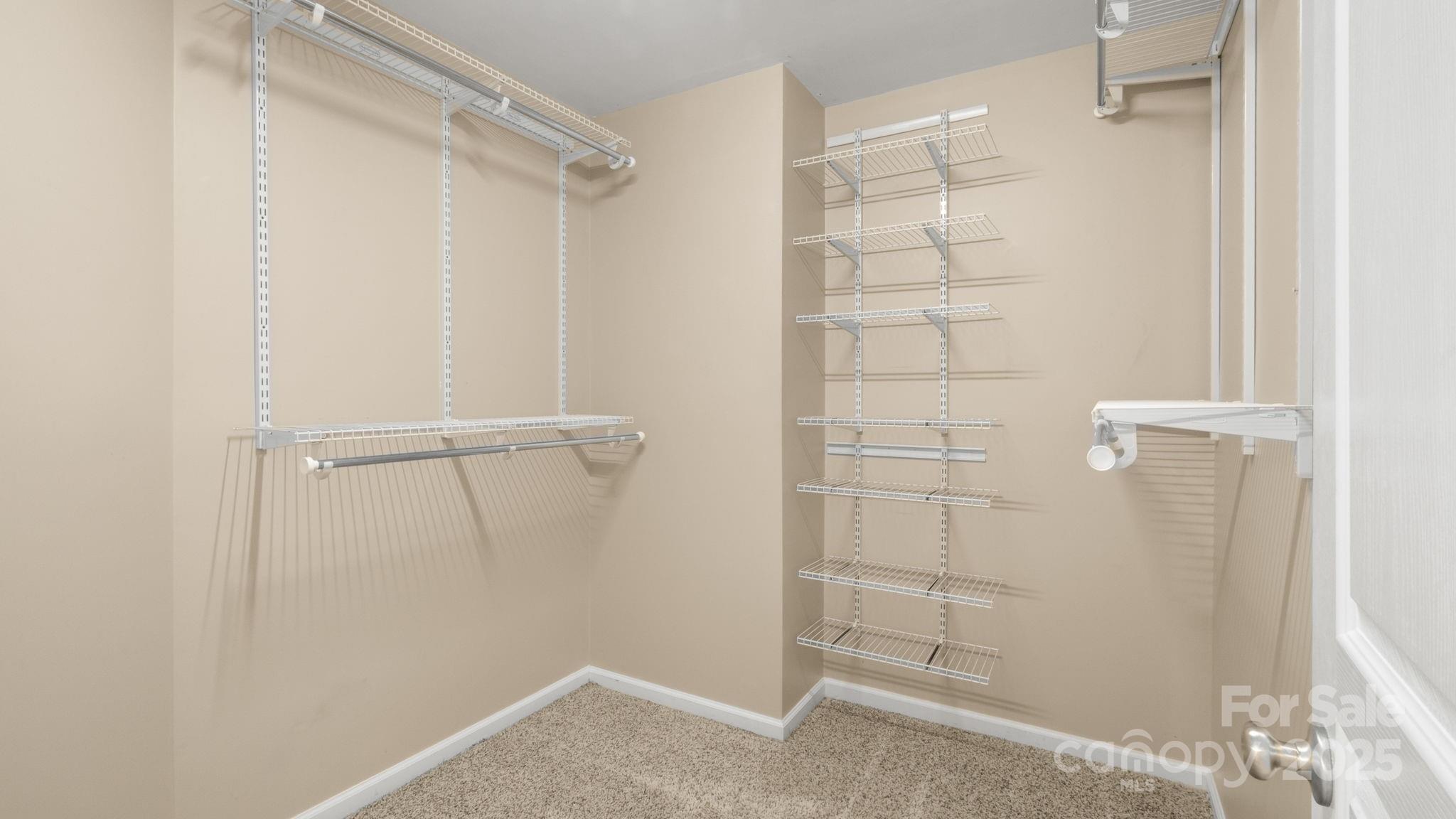 Ridge Pointe - Residential