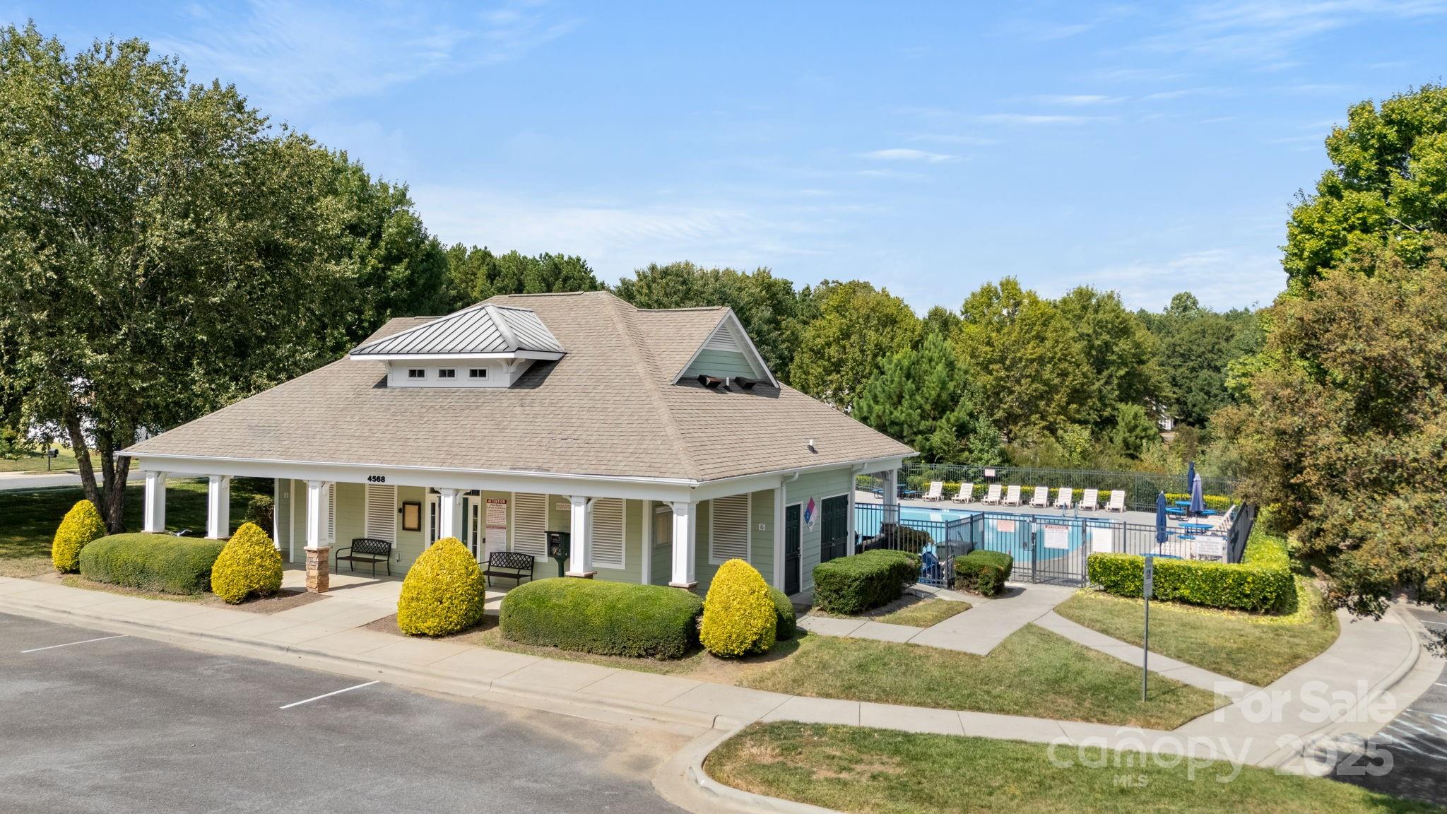 Ridge Pointe - Residential