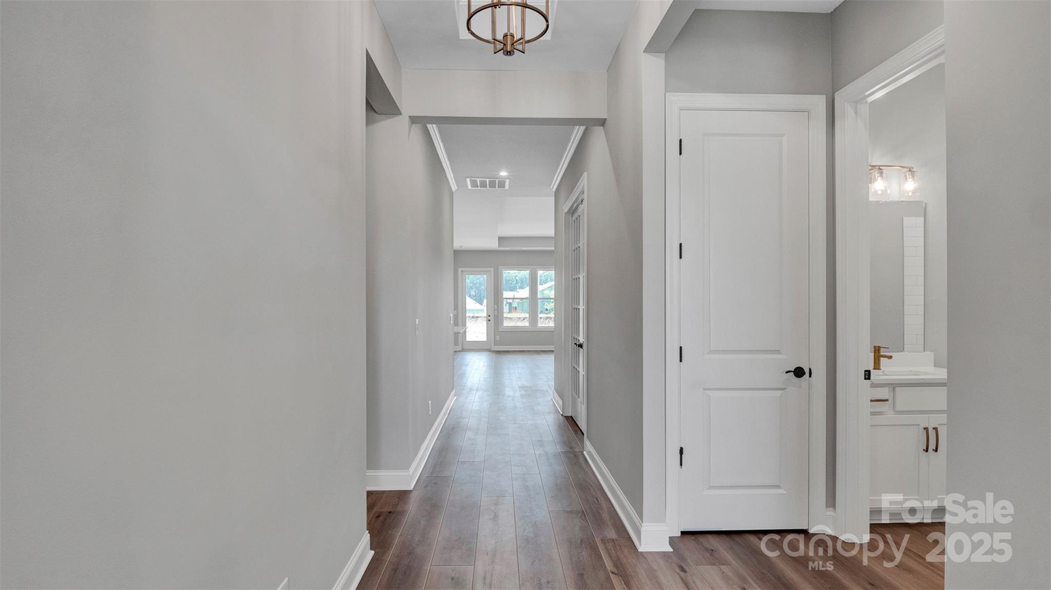 1031 Rabbit Hill Lane