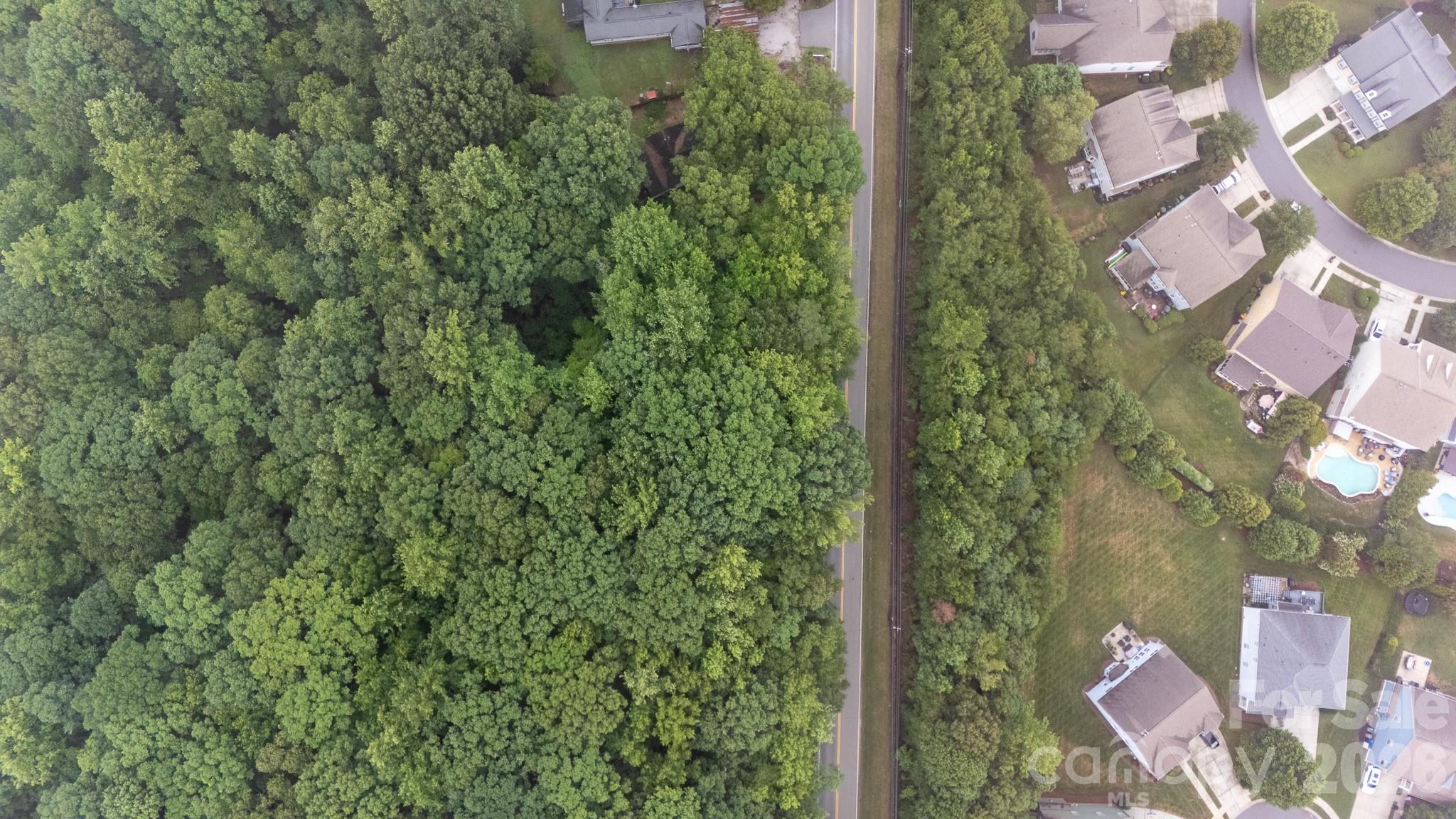 8877 Possum Hollow Road