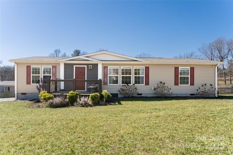 A home in Hendersonville