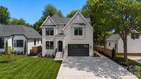 Photo of 4645 Connecting Road, Charlotte, NC 28209 (MLS # 4371375)