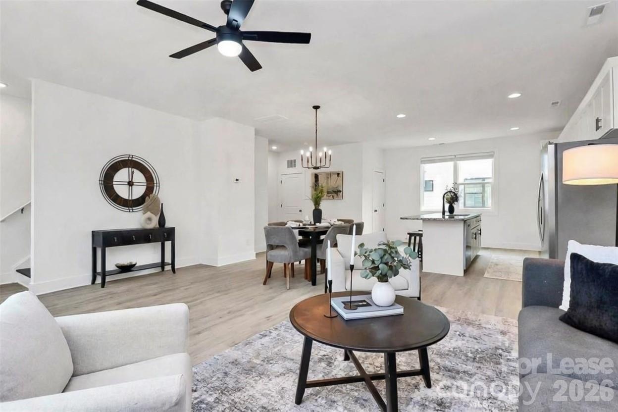 Residences at Oakview - Residential Lease