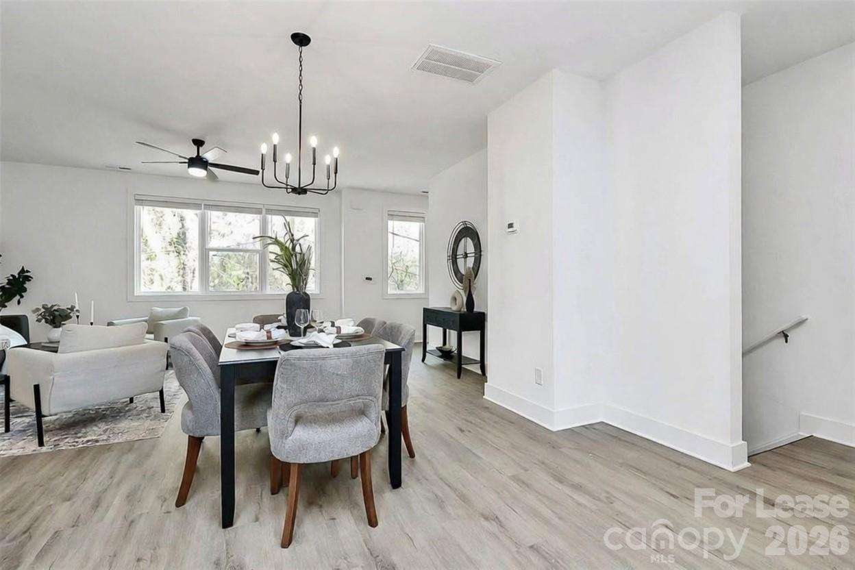 Residences at Oakview - Residential Lease