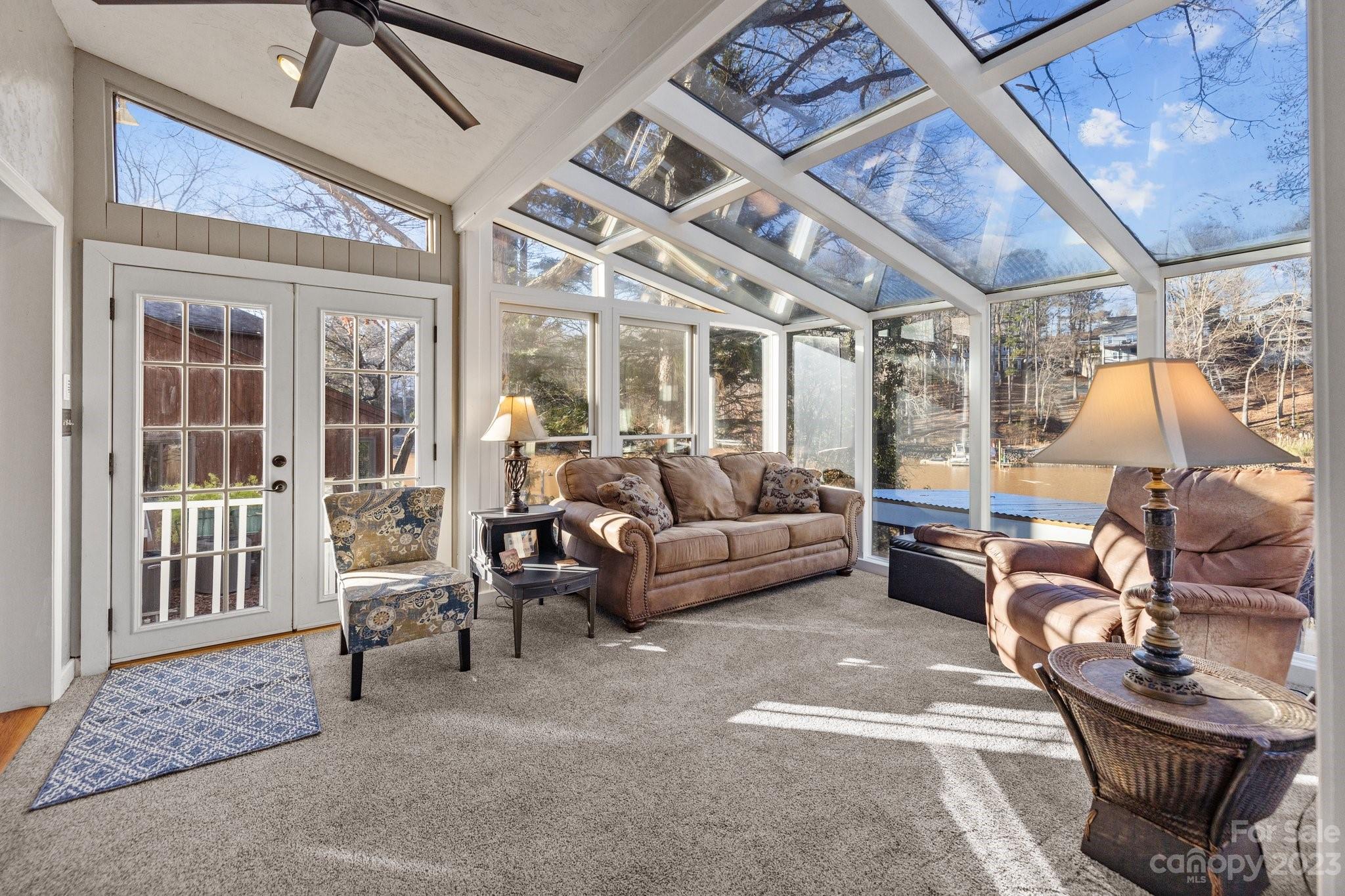 Tega Cay - Residential