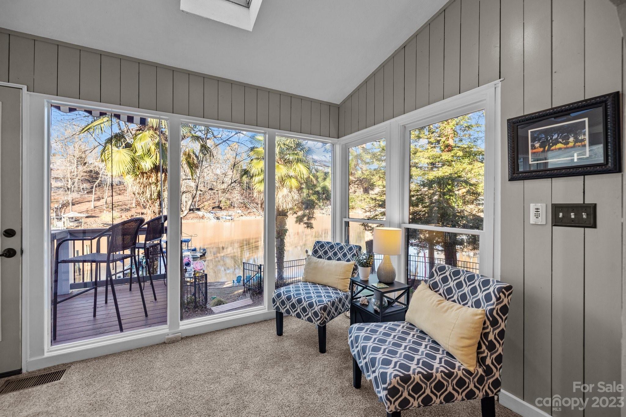 Tega Cay - Residential