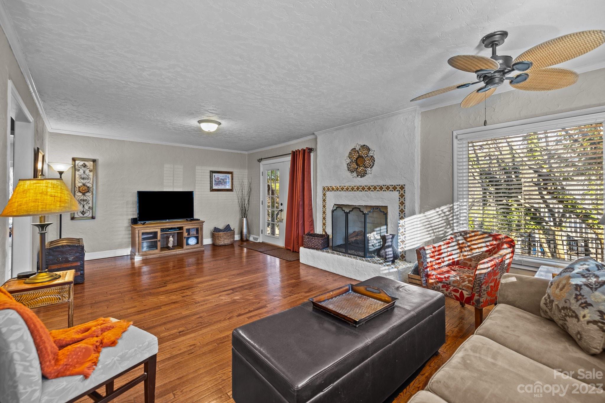 Tega Cay - Residential