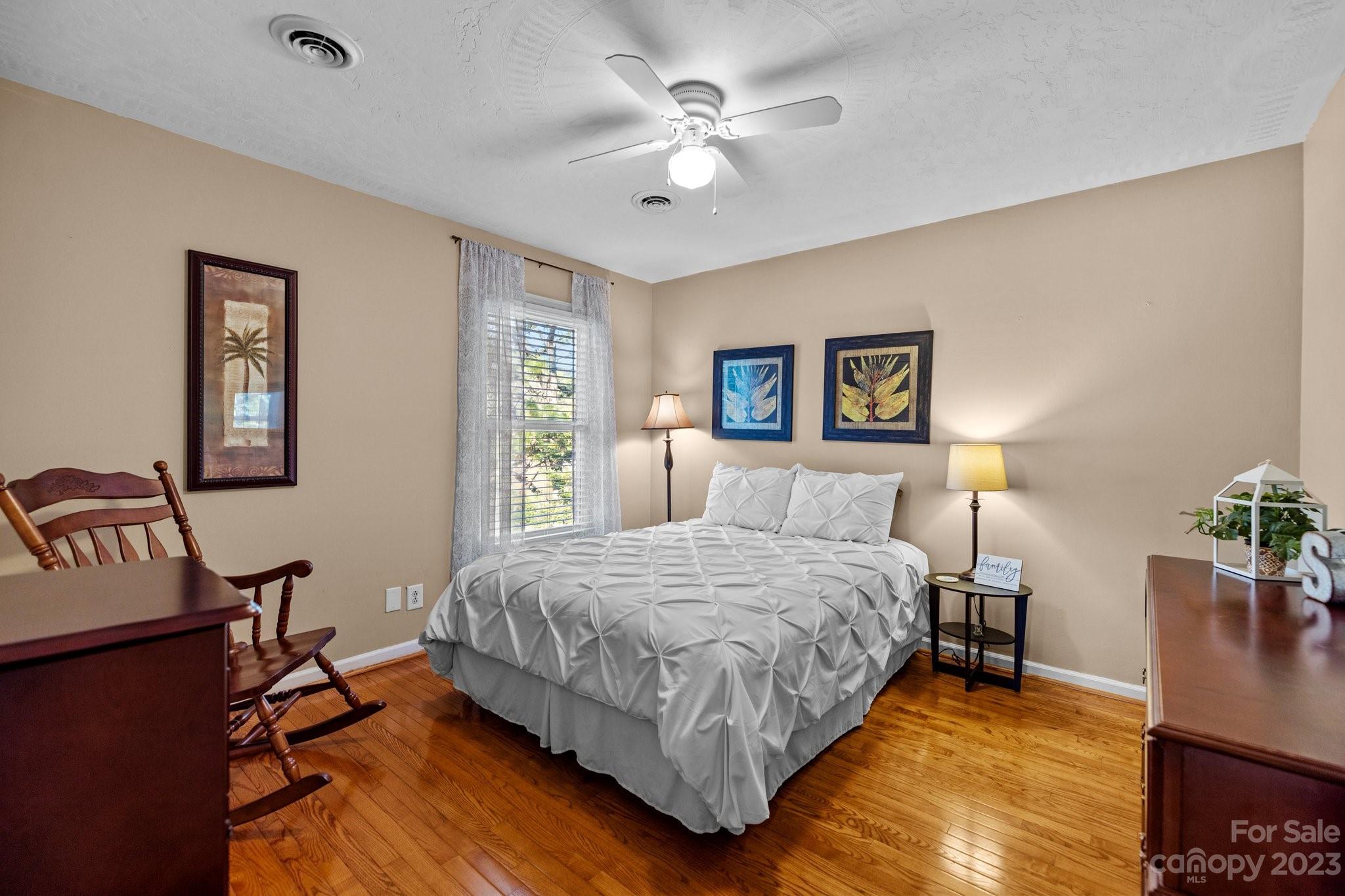 Tega Cay - Residential