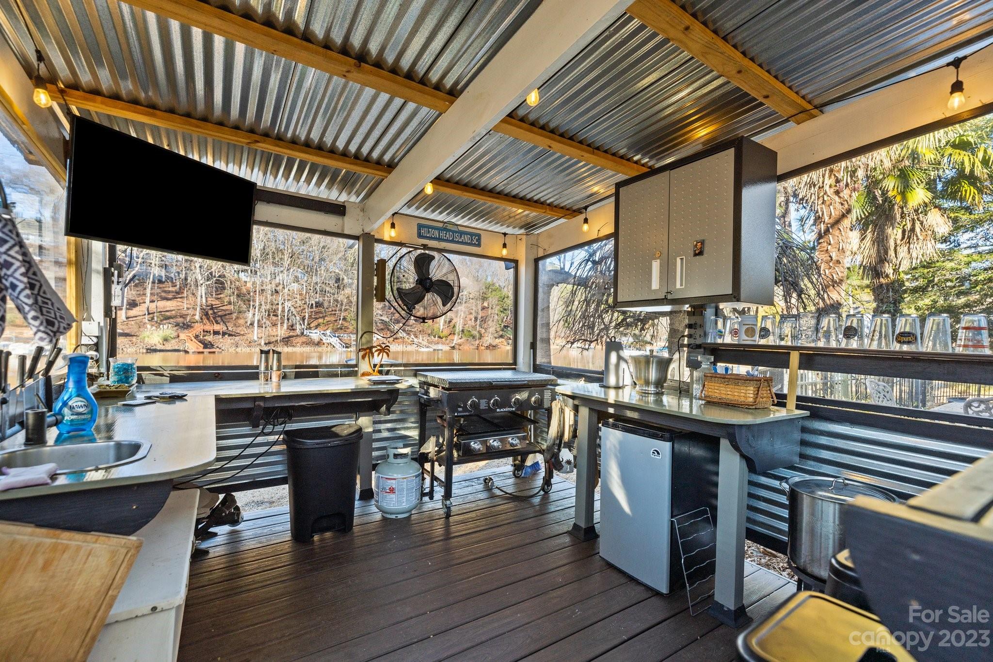 Tega Cay - Residential