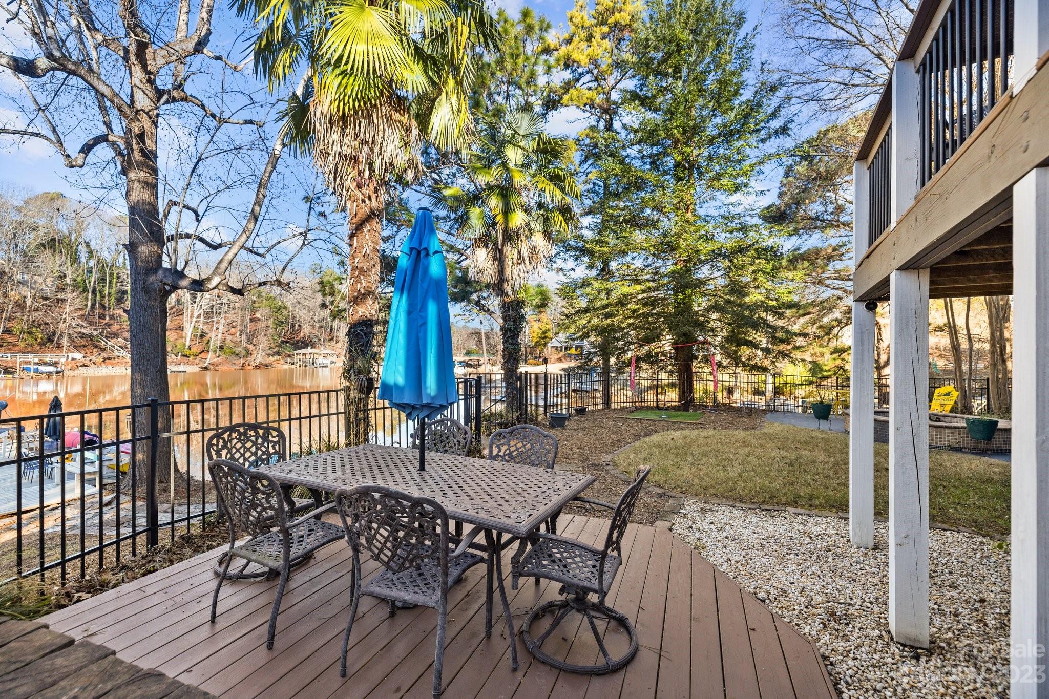 Tega Cay - Residential