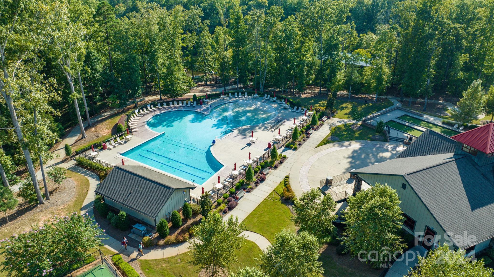 Tree Tops - Residential