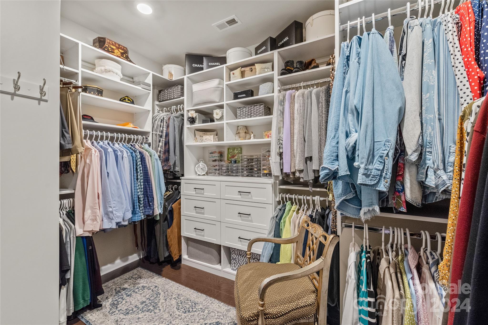 Tree Tops - Residential