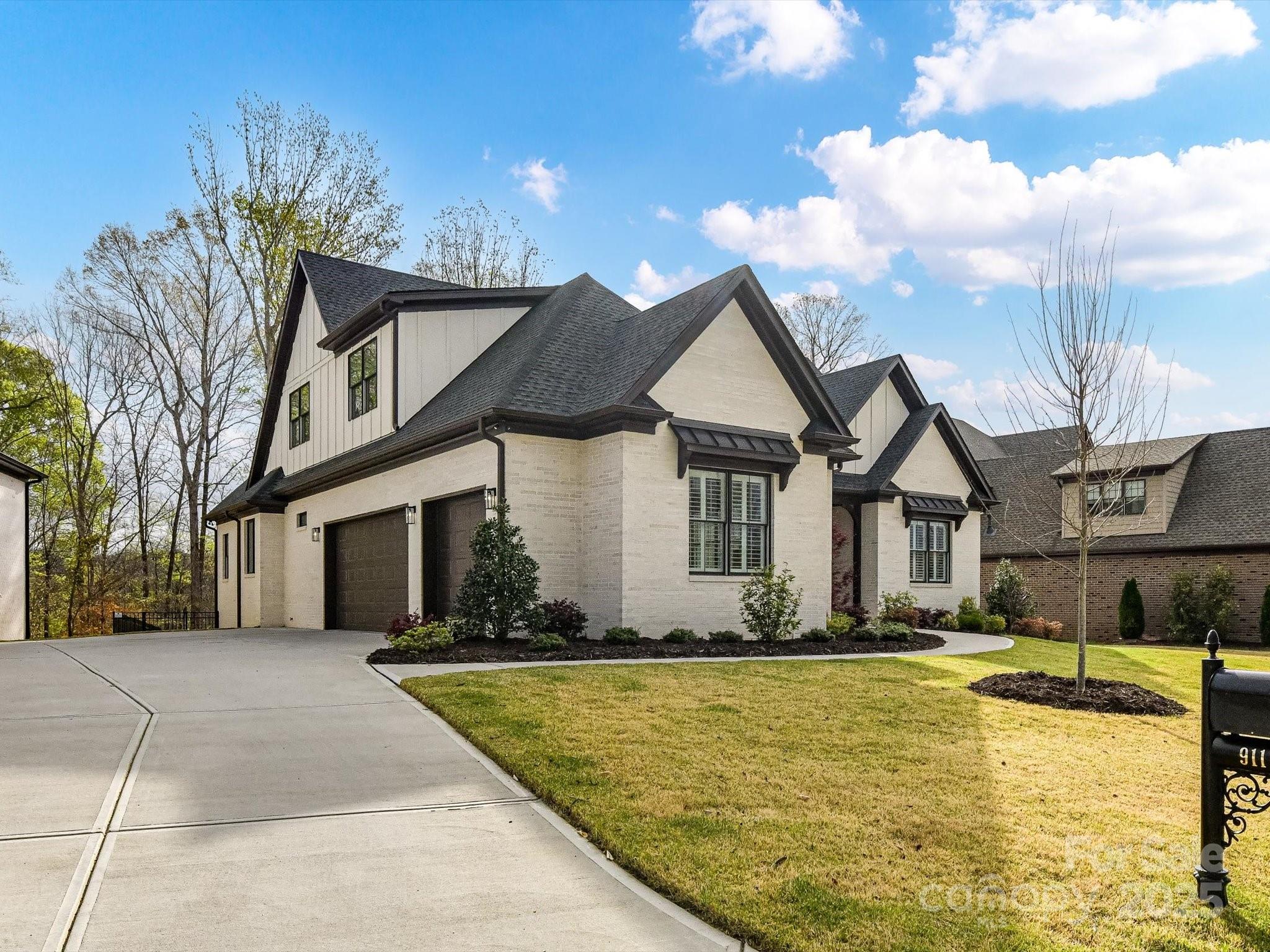 911 Abilene Lane