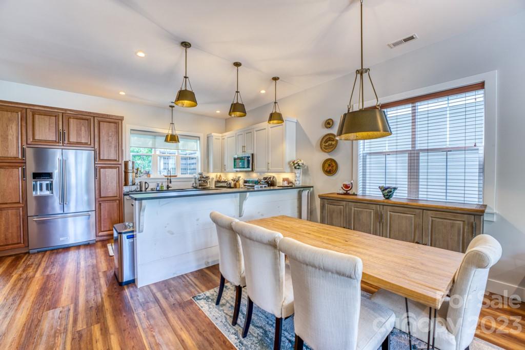 Cedar Walk - Residential