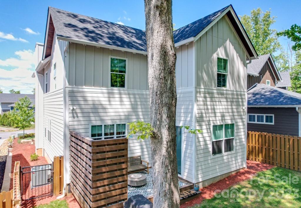 Cedar Walk - Residential