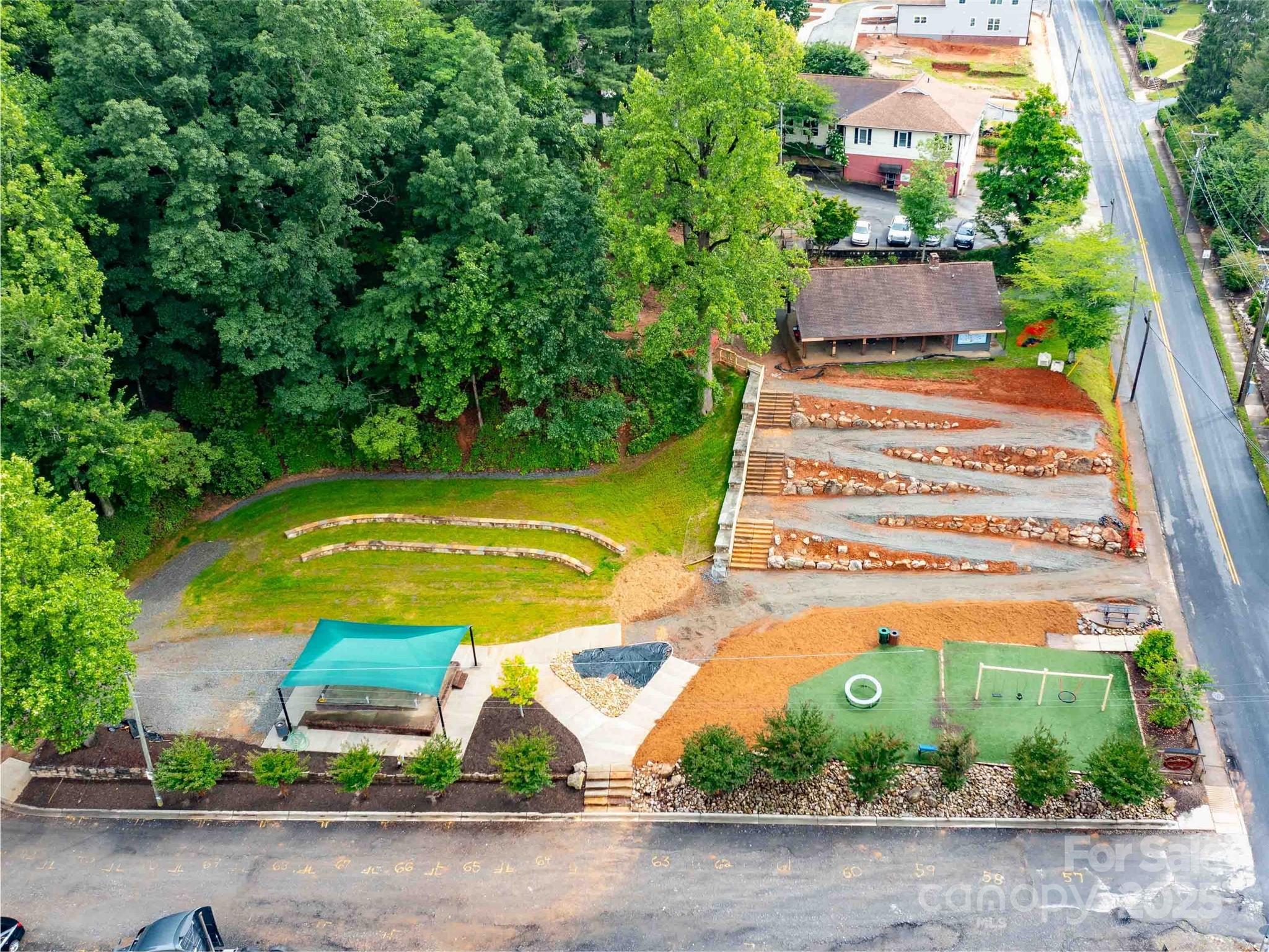 Mountain View - Land