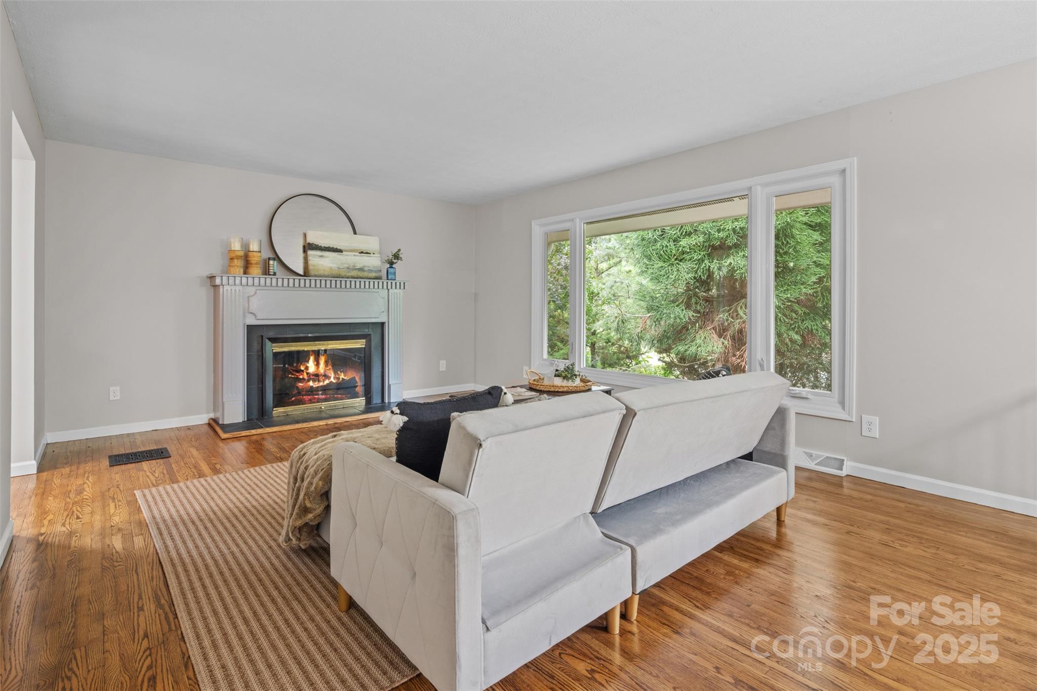 15 Beaverdam Court