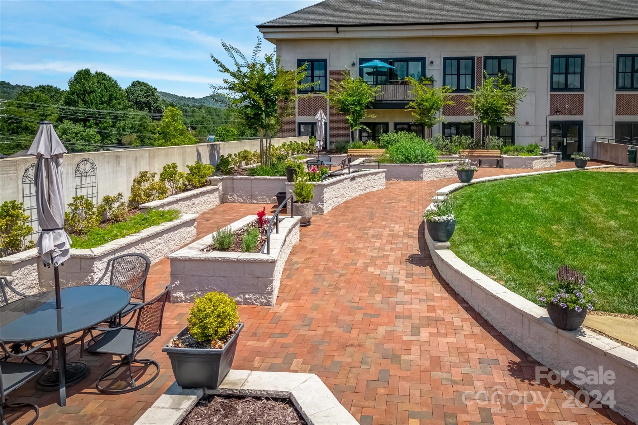 French Broad Place - Residential