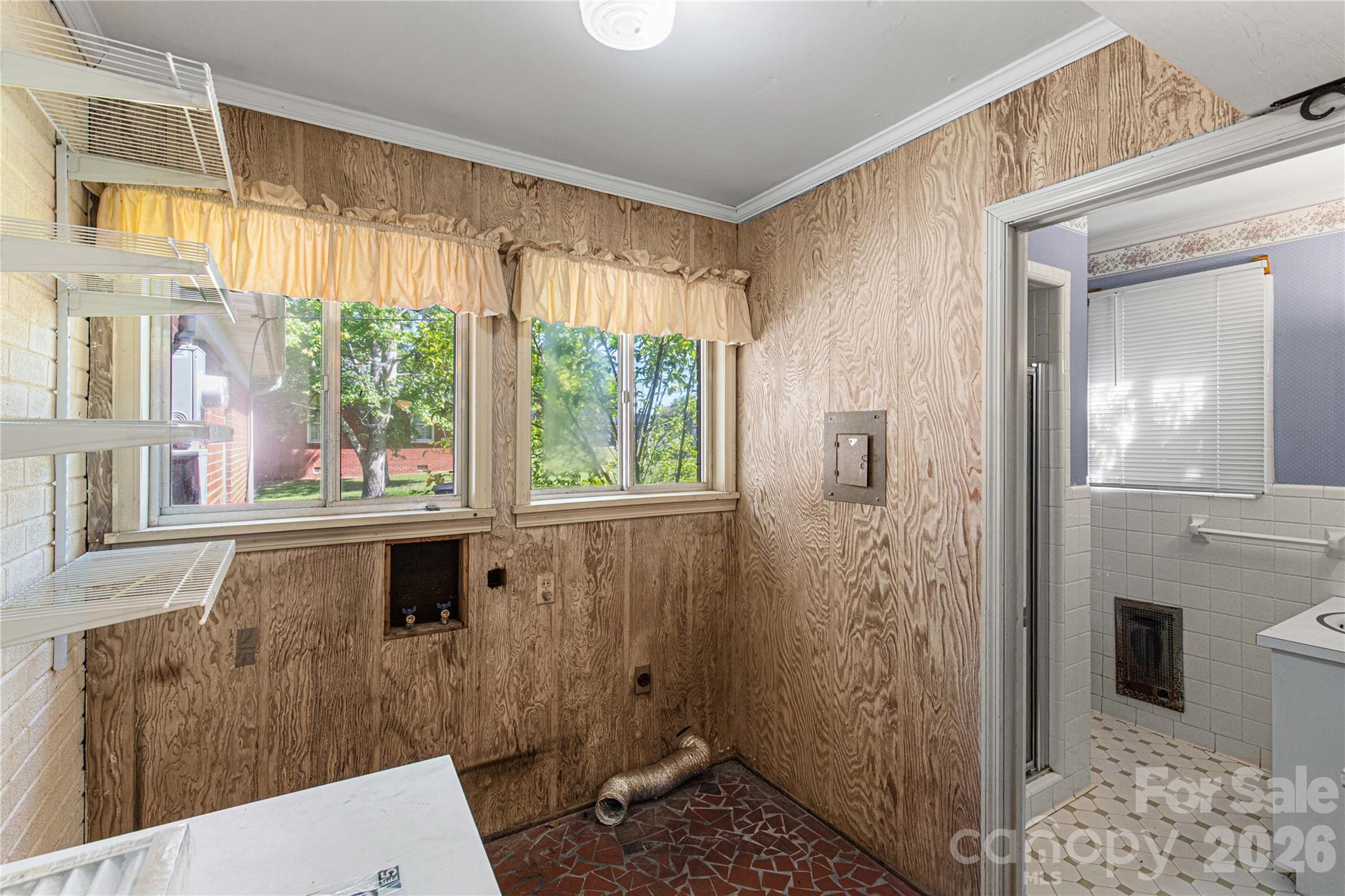 Sunny Hills - Residential