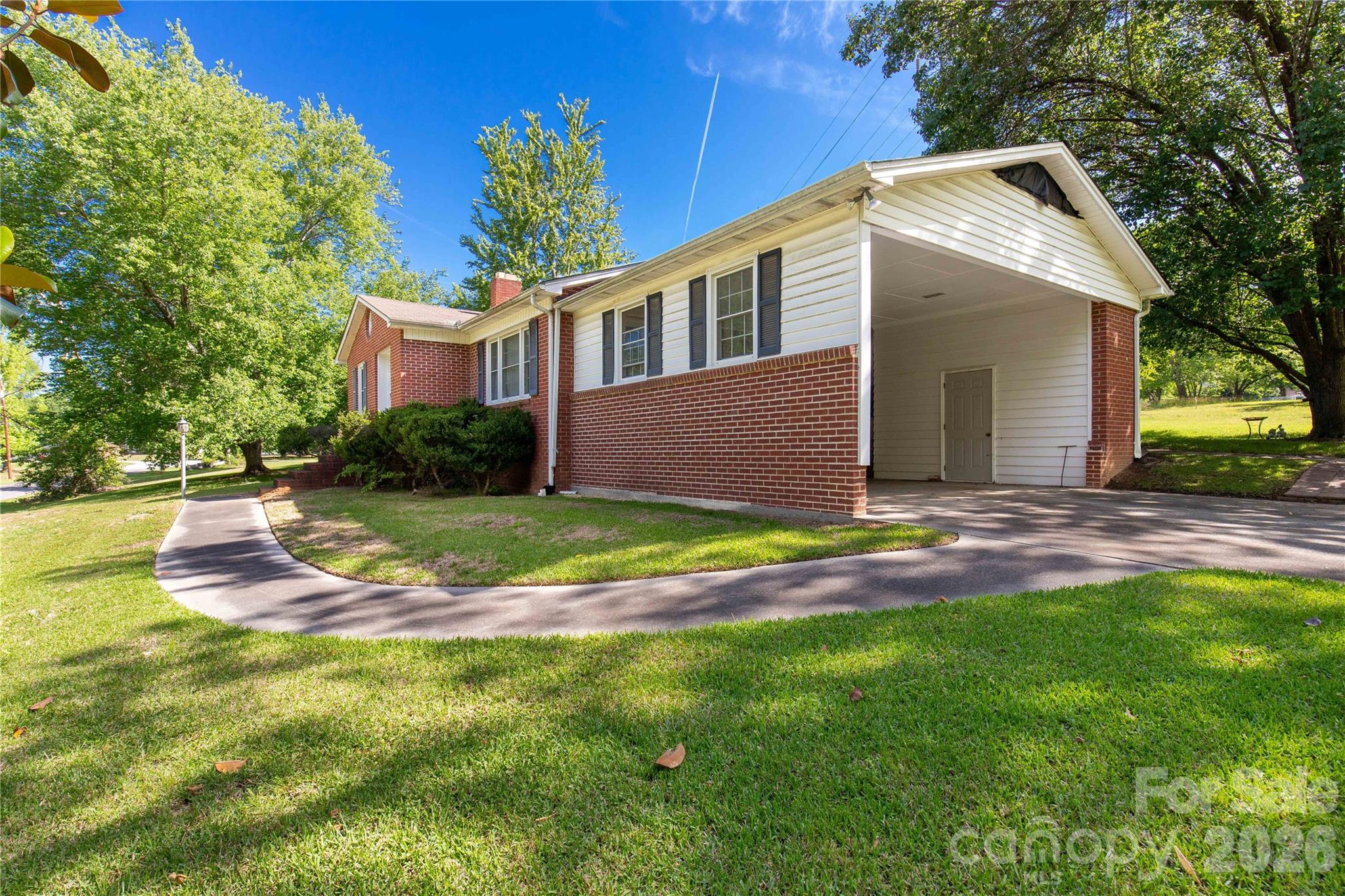 Sunny Hills - Residential