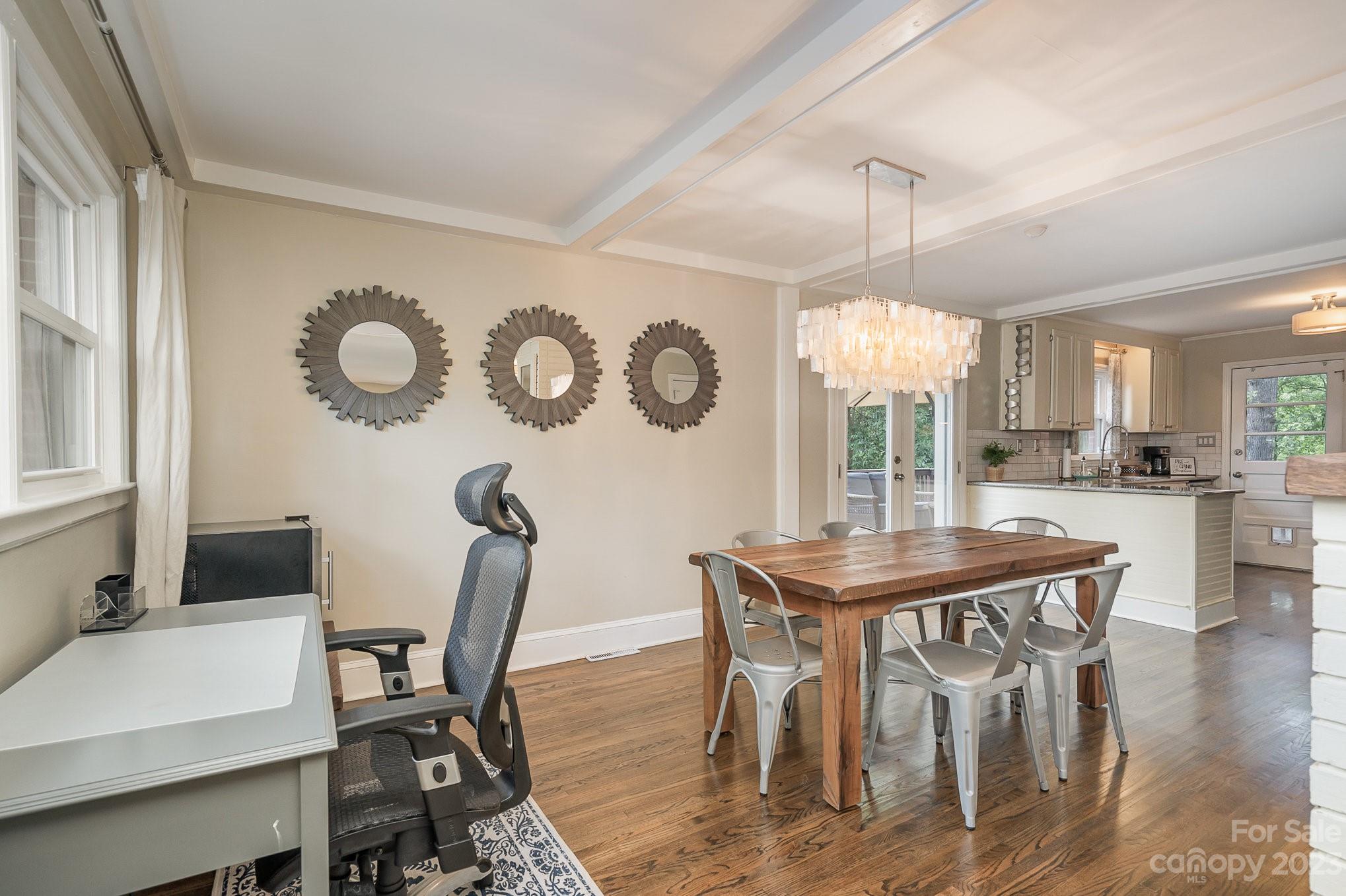 Country Club Acres - Residential