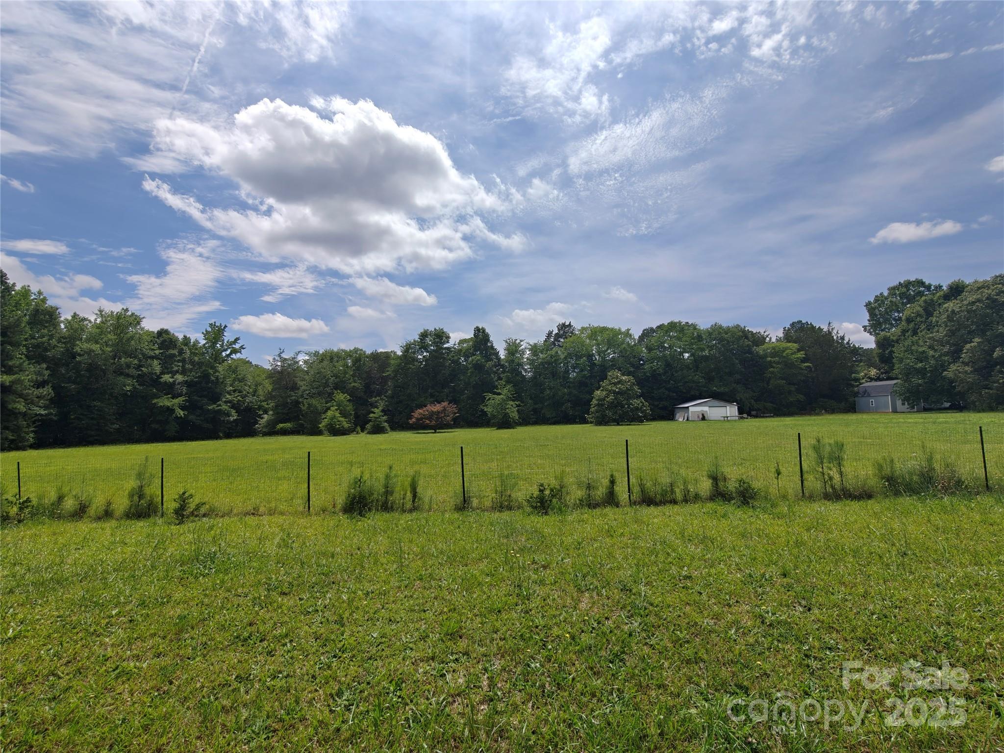 00 Mt Holly-Huntersville Road