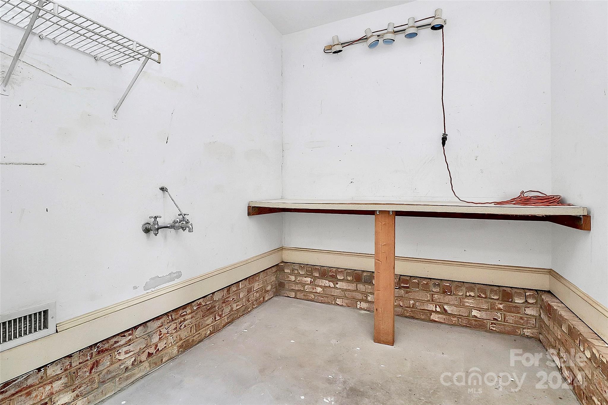 Mt Isle Harbor - Residential