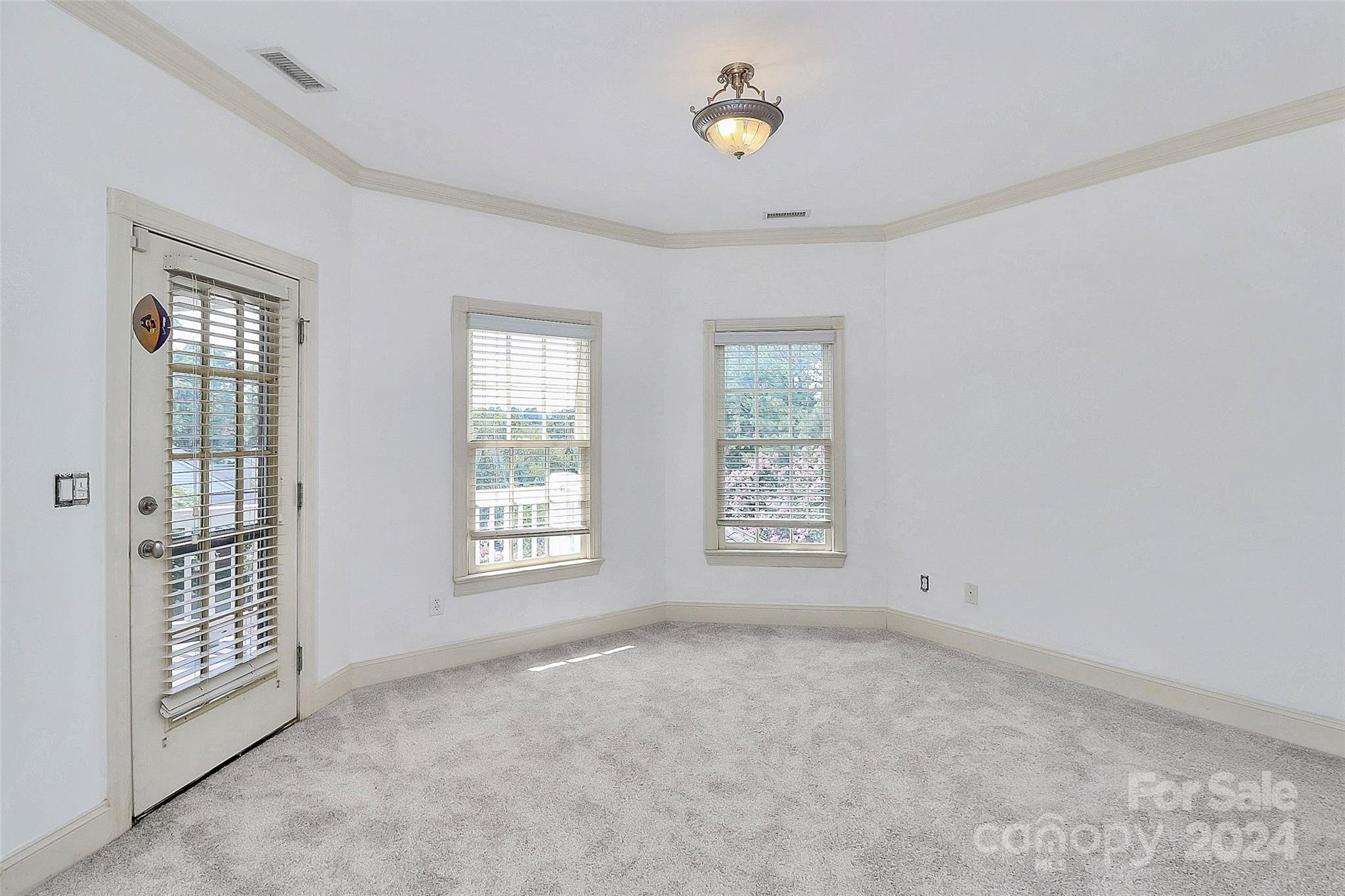 Mt Isle Harbor - Residential