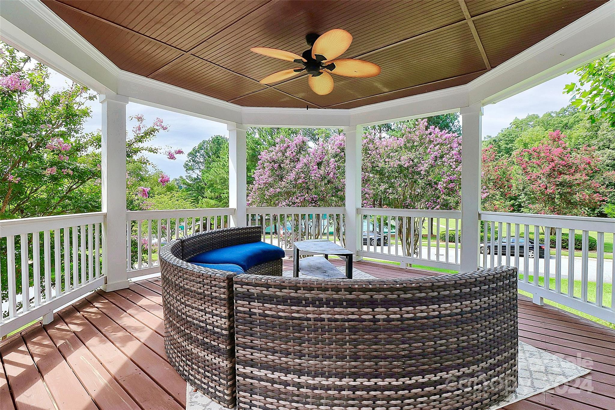 Mt Isle Harbor - Residential