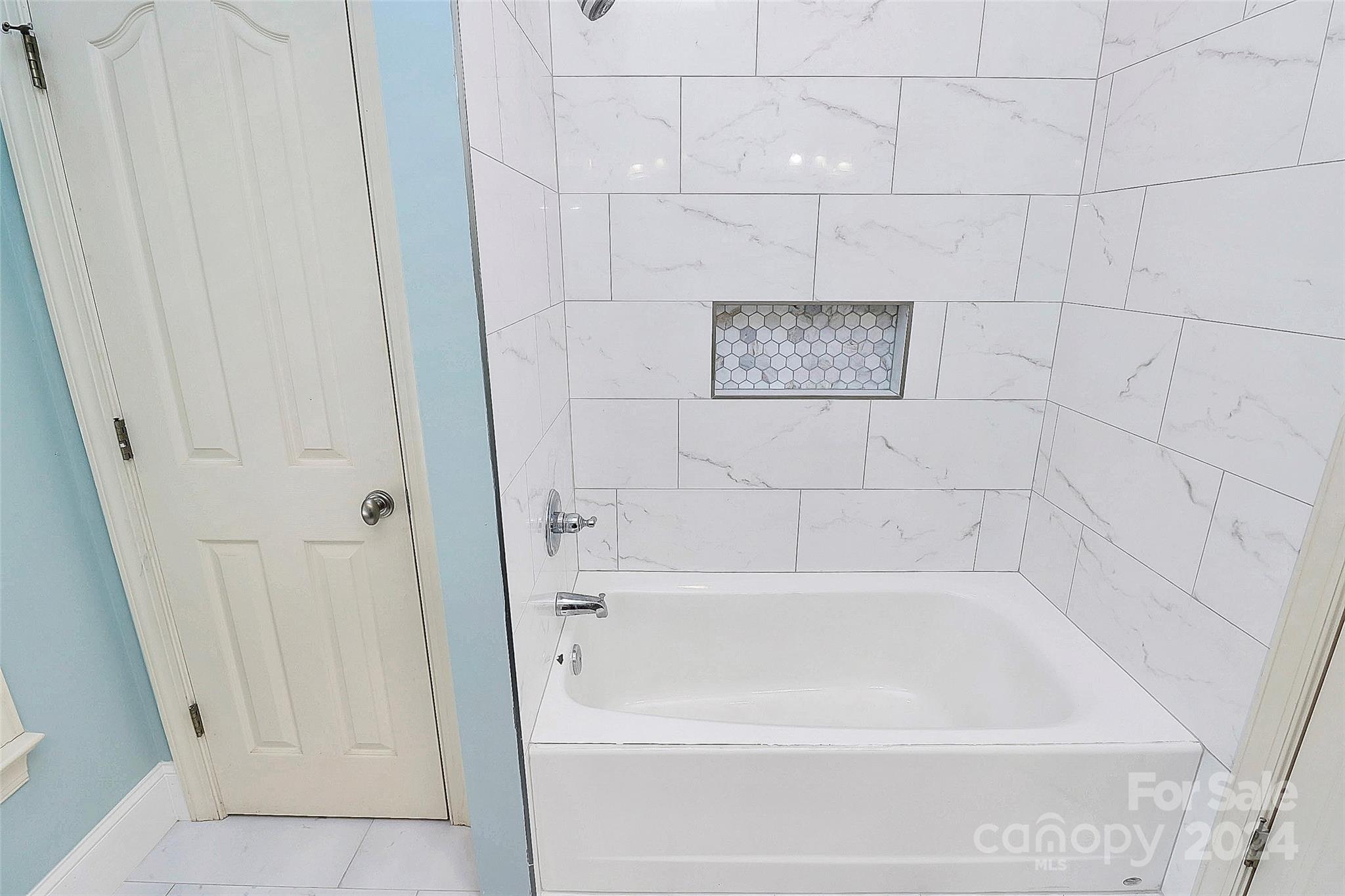 Mt Isle Harbor - Residential