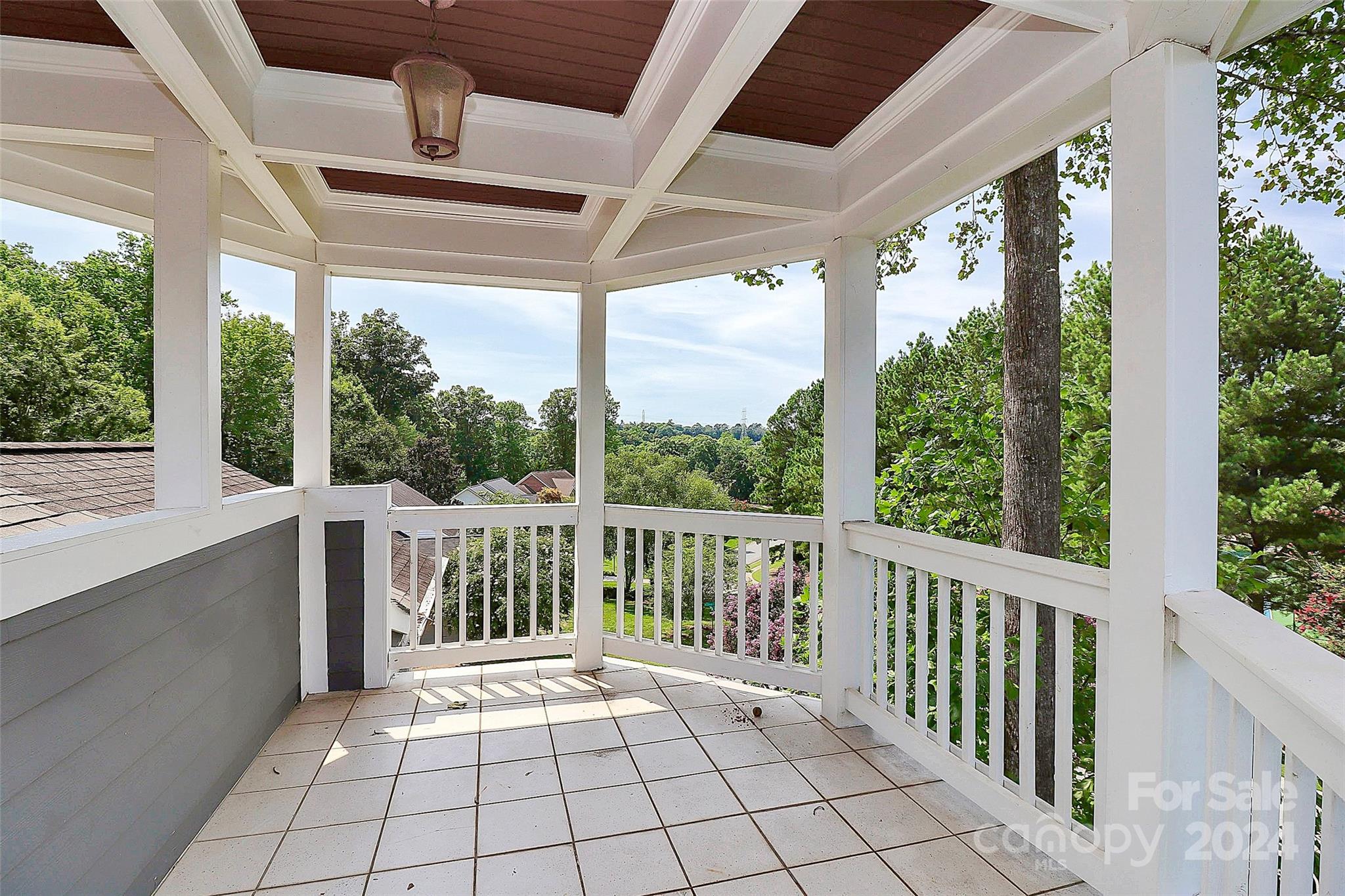 Mt Isle Harbor - Residential