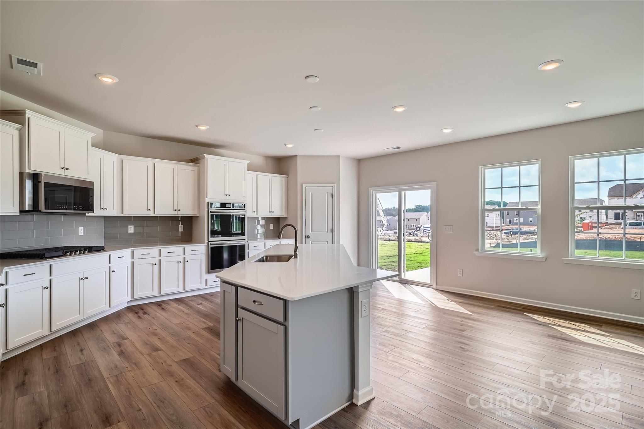 6349 Fairfax Court