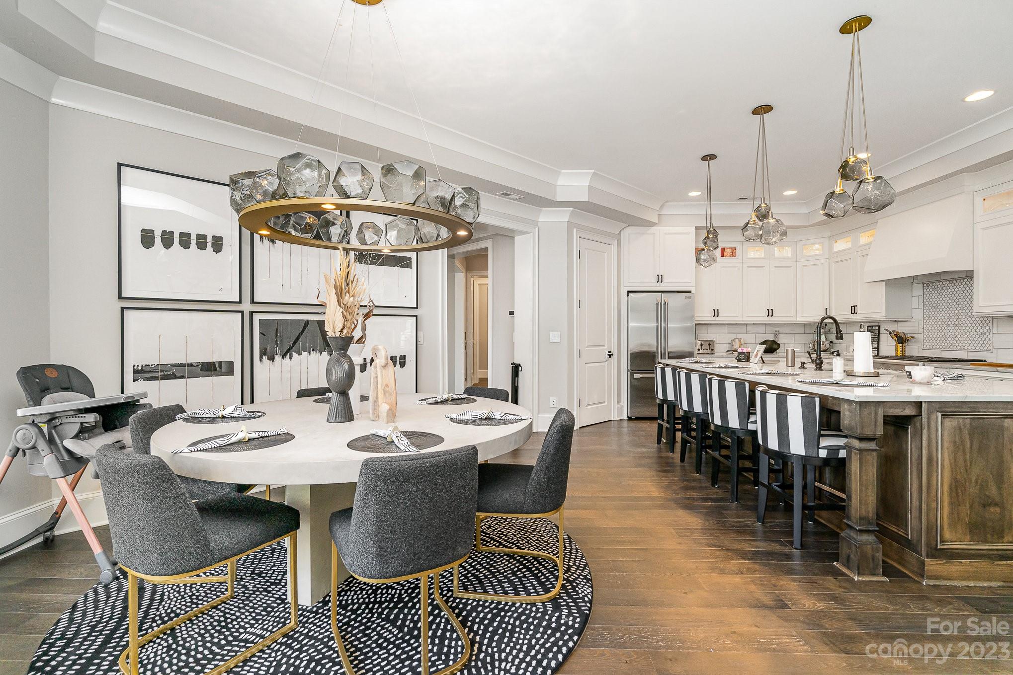 The Peninsula - Residential