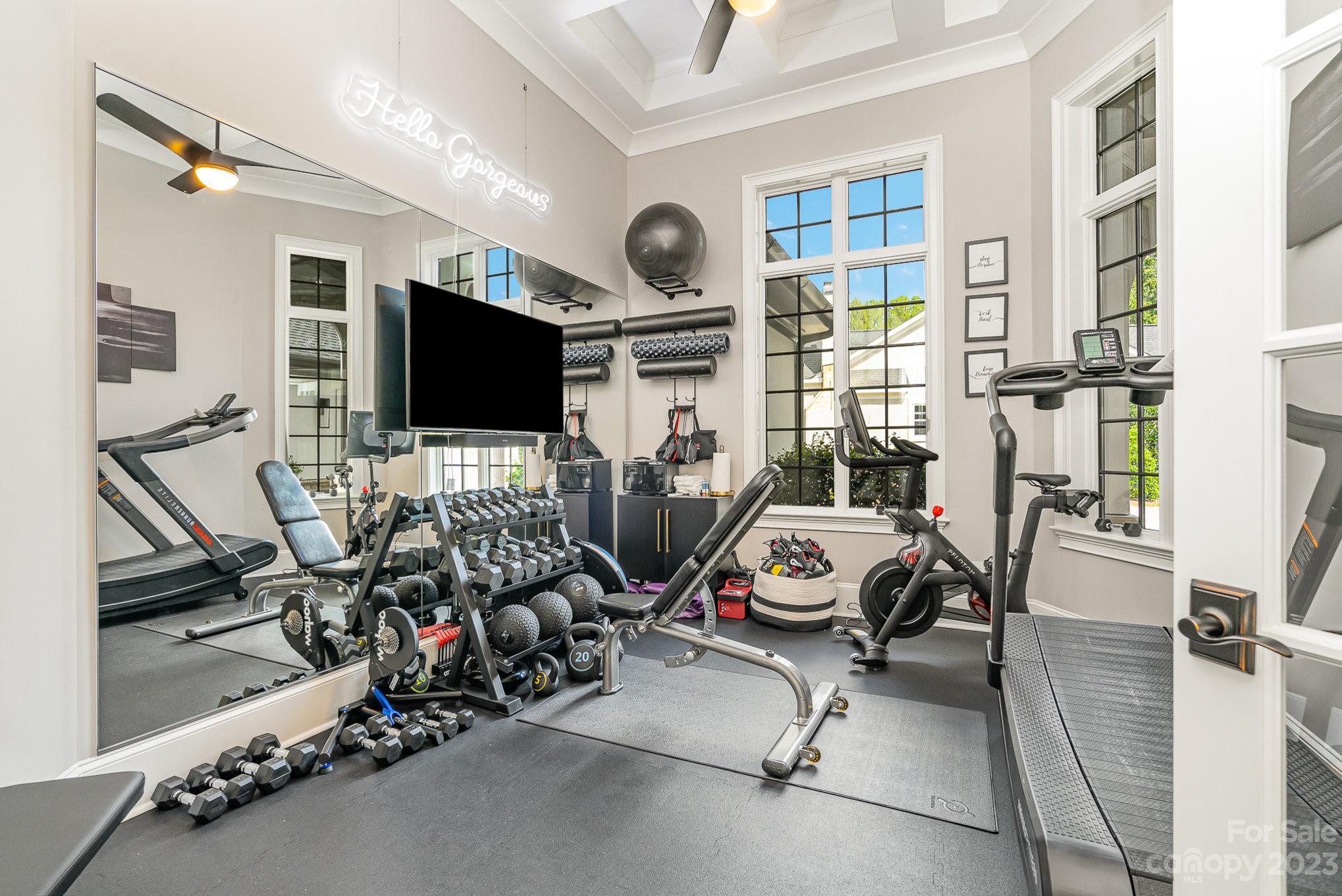 The Peninsula - Residential