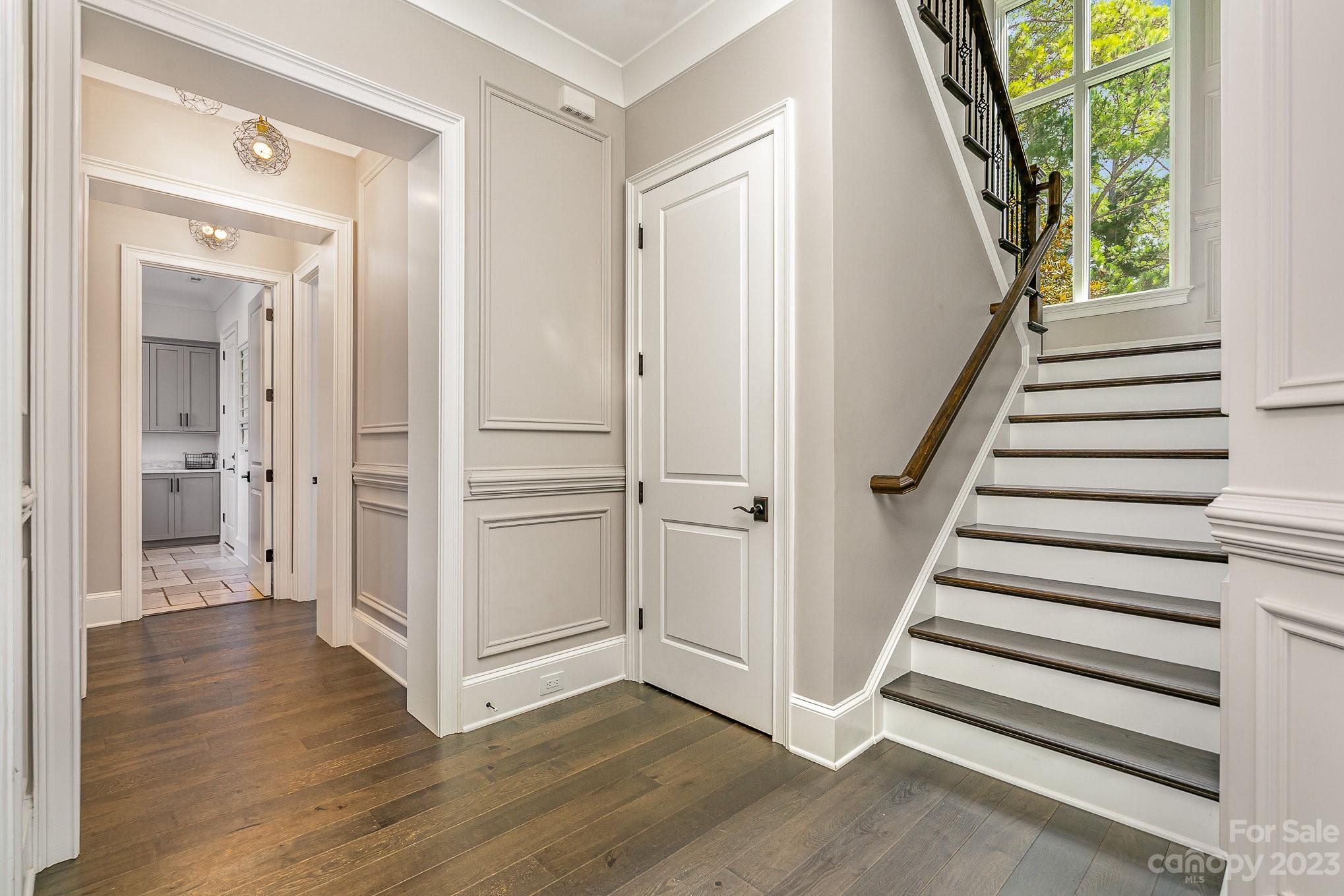 The Peninsula - Residential