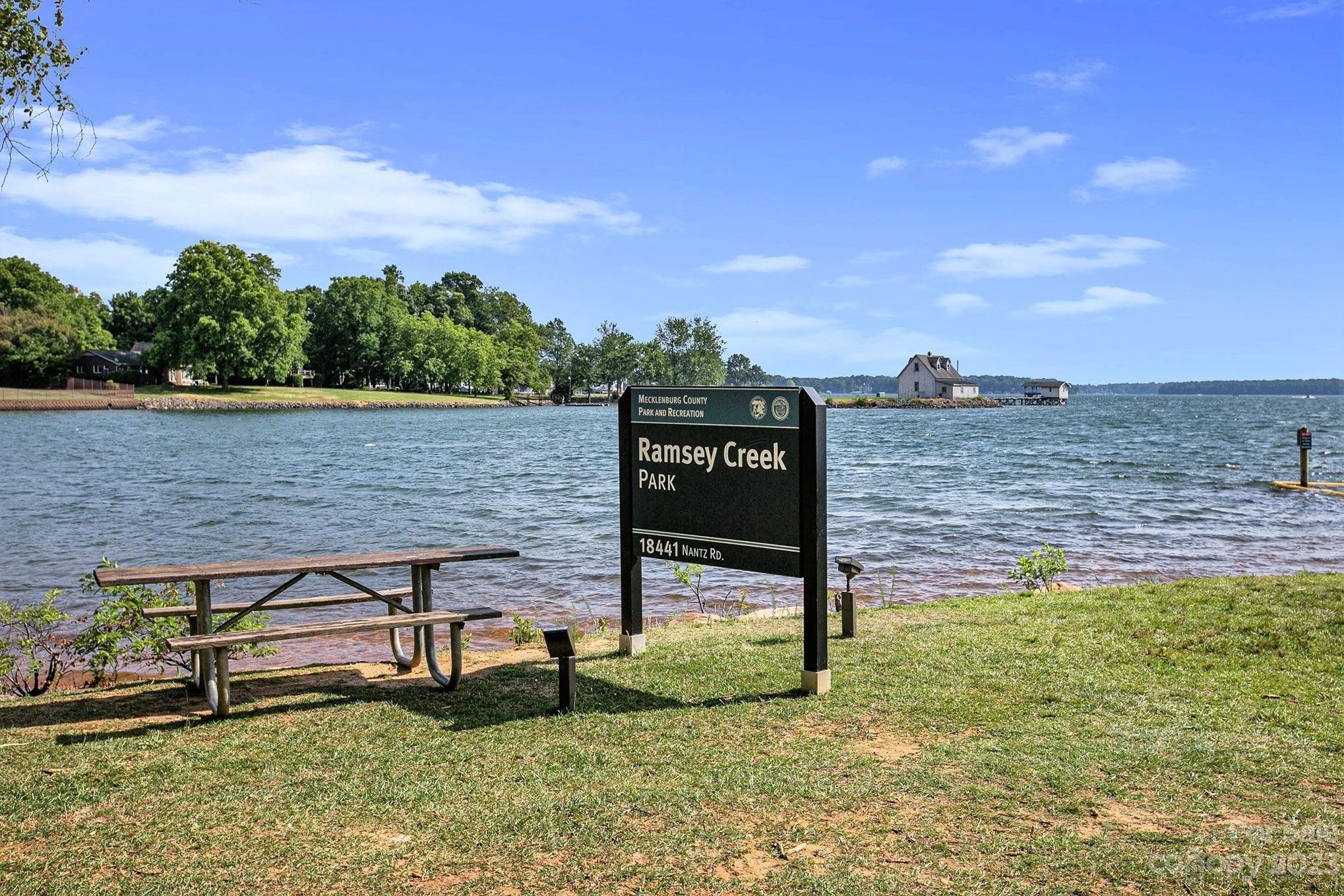 The Peninsula - Residential